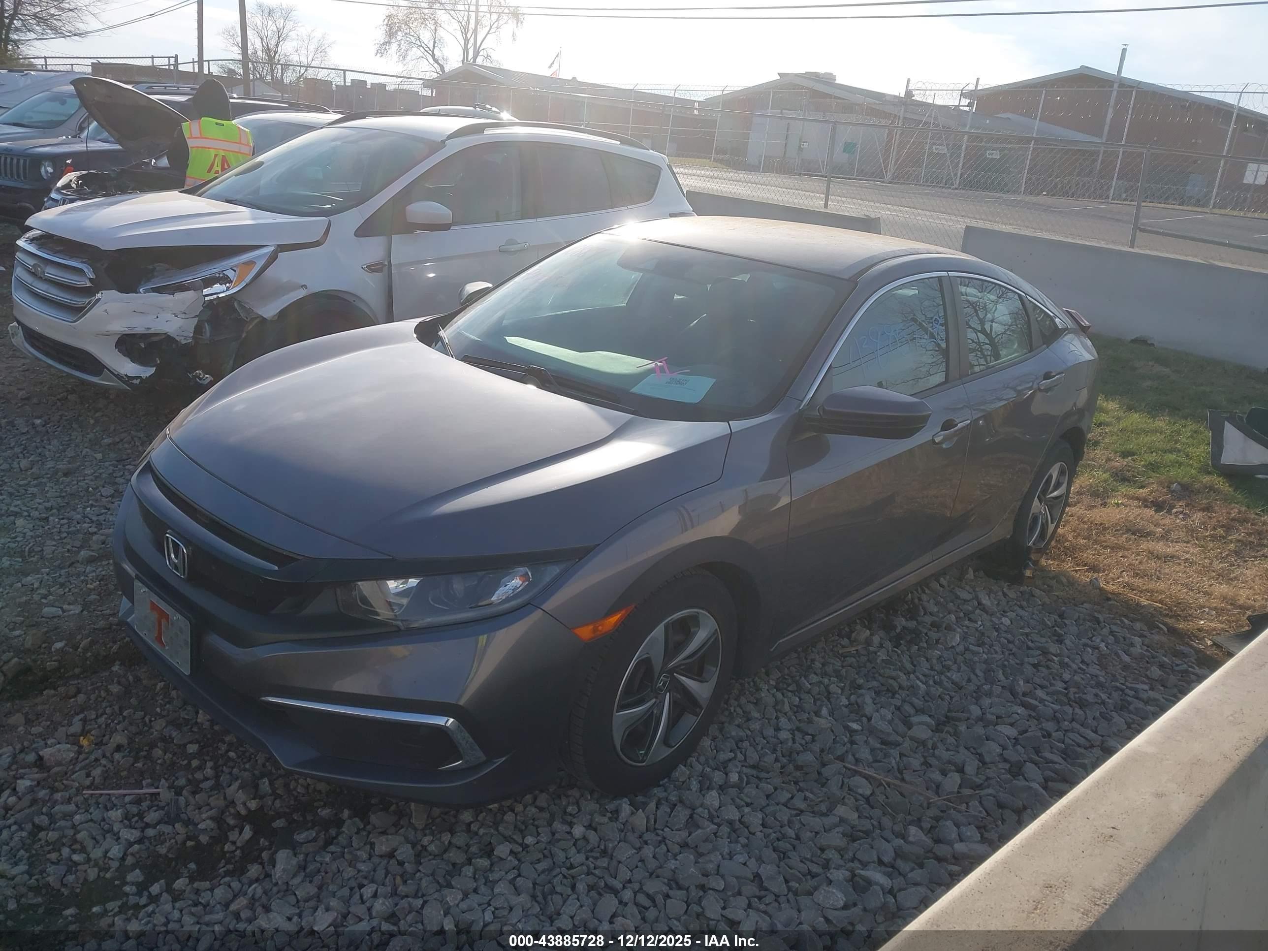 HONDA CIVIC image 2