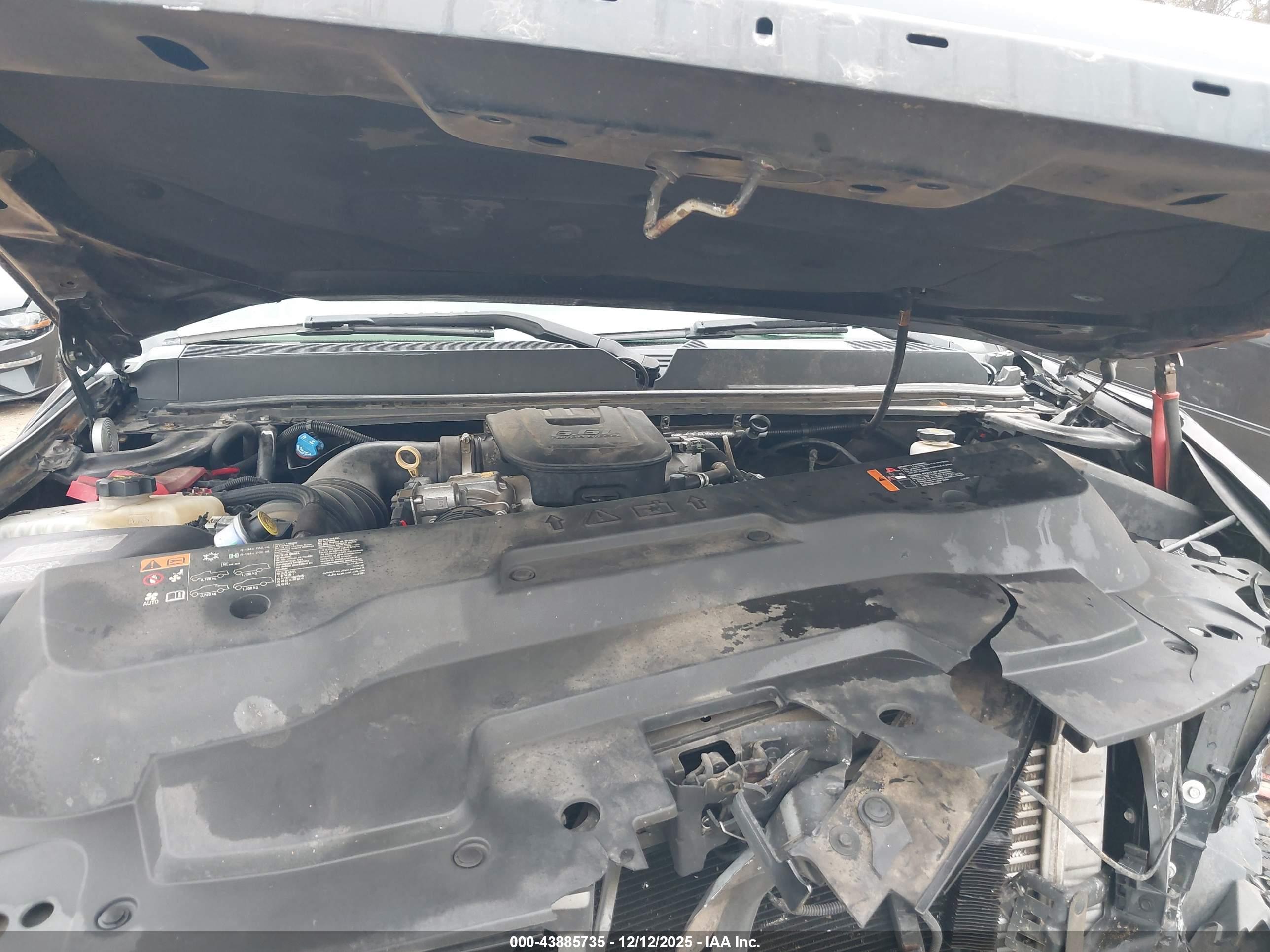 GMC SIERRA image 10