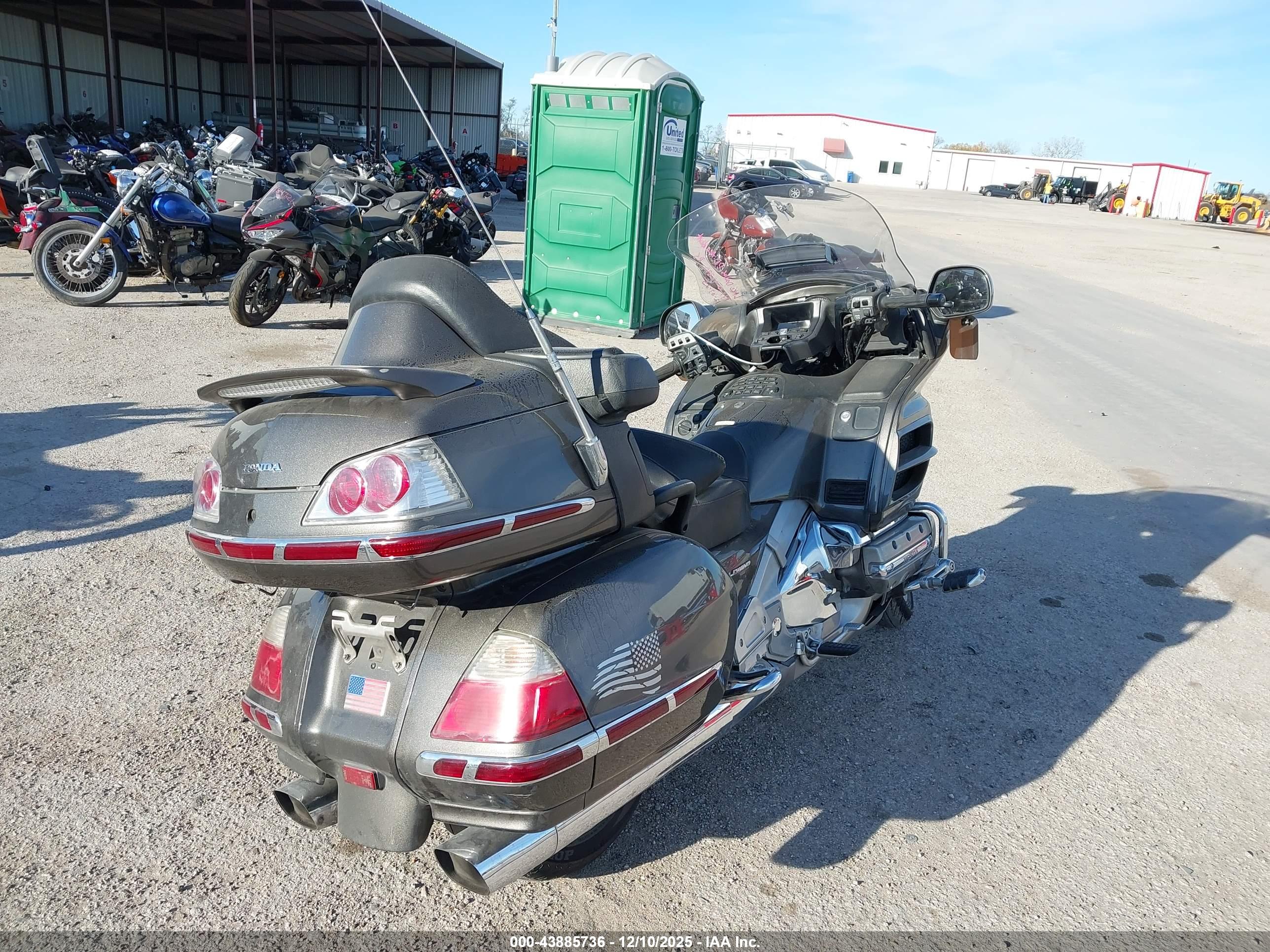HONDA GL1800 image 4