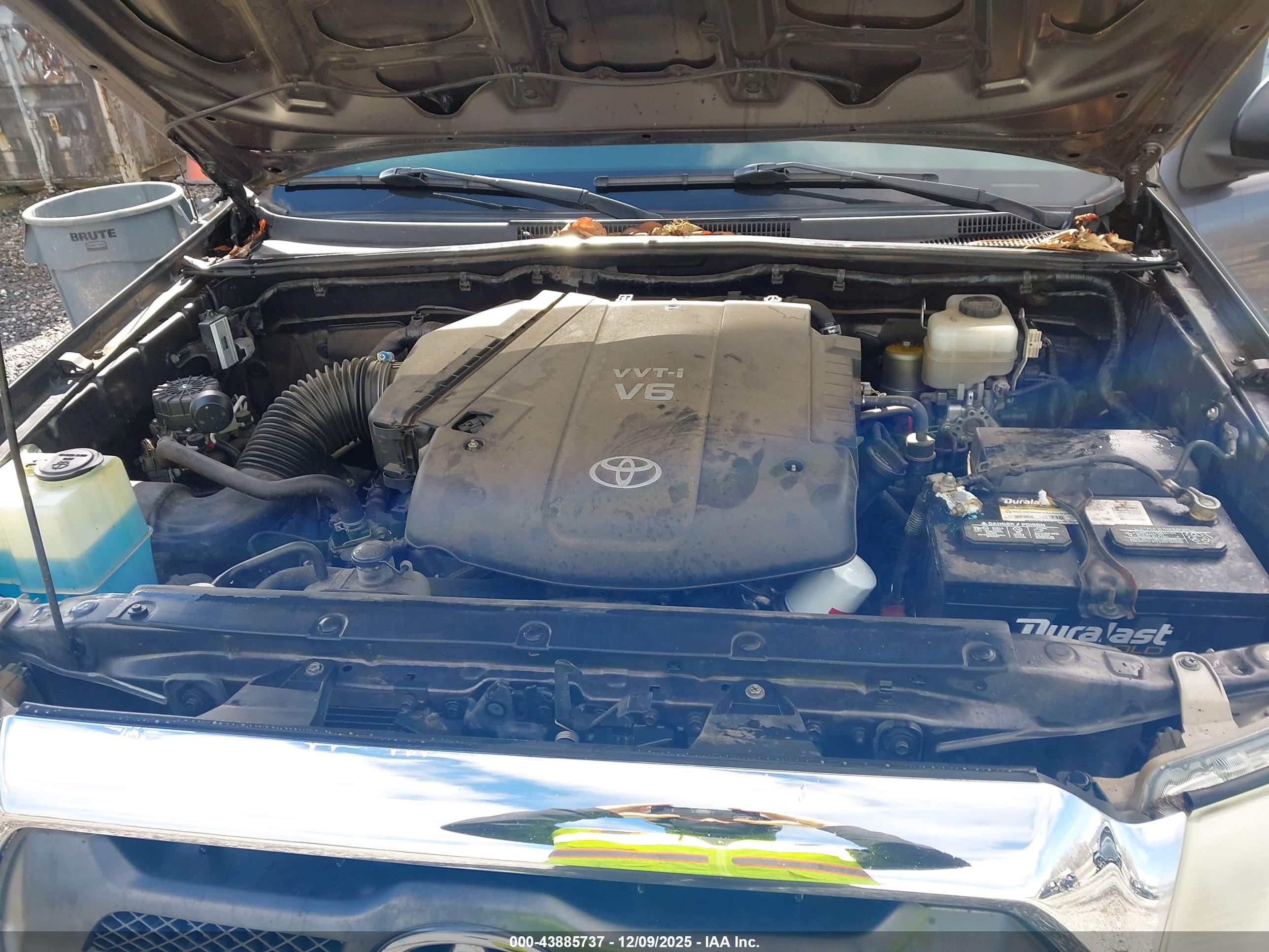 TOYOTA TACOMA image 10