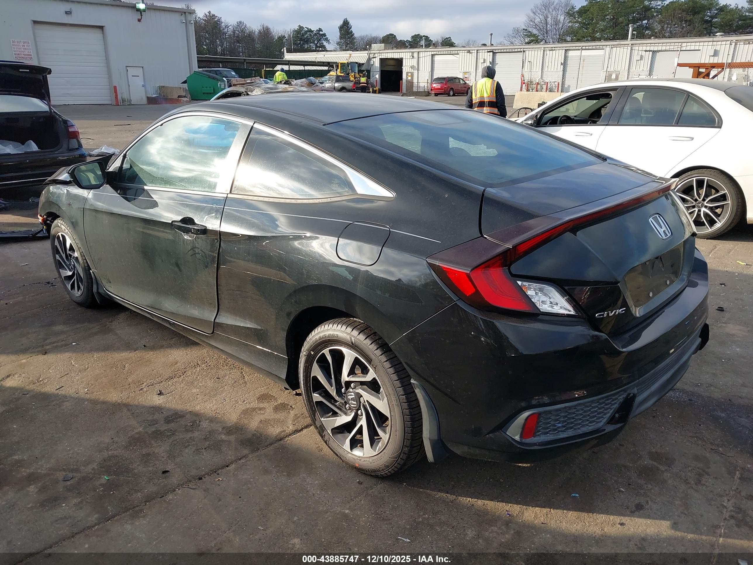 HONDA CIVIC image 3