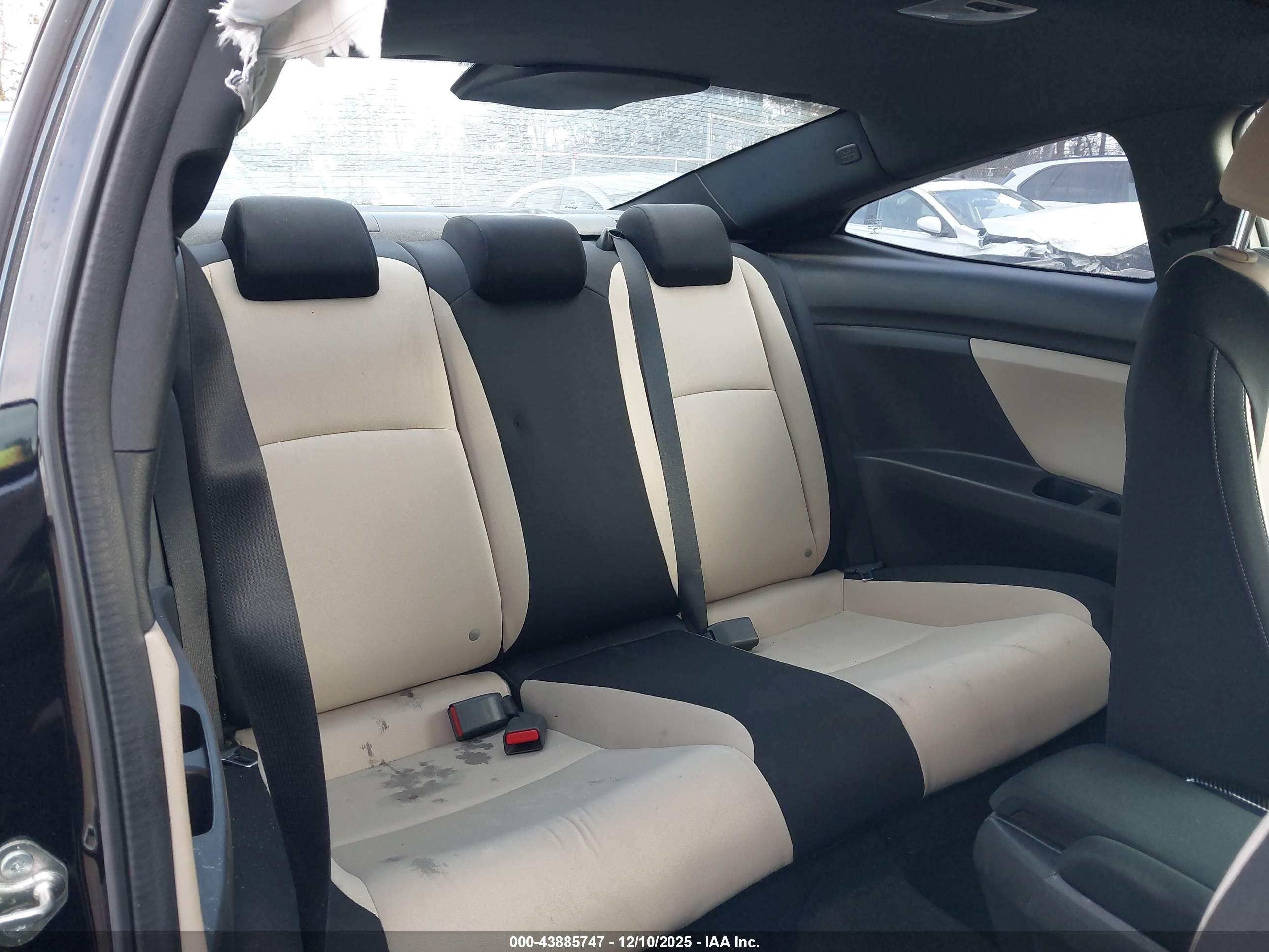 HONDA CIVIC image 8