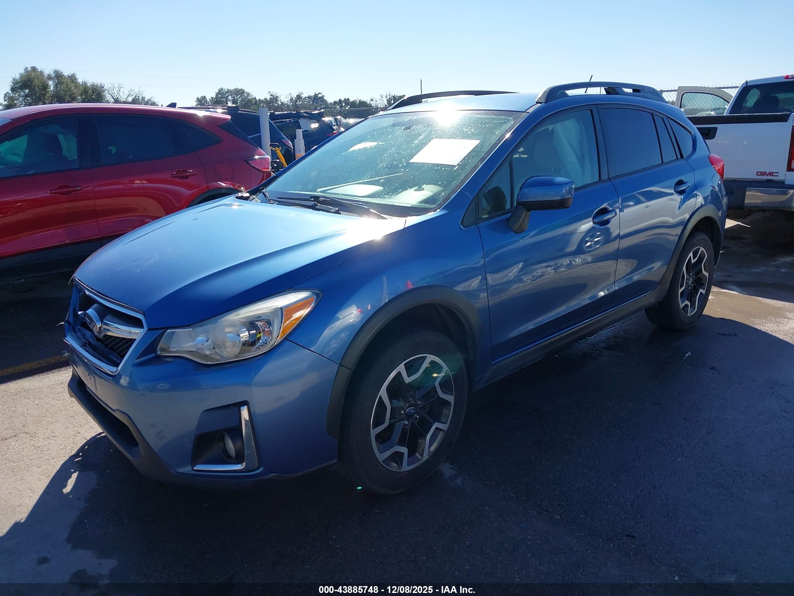 SUBARU CROSSTREK image 2
