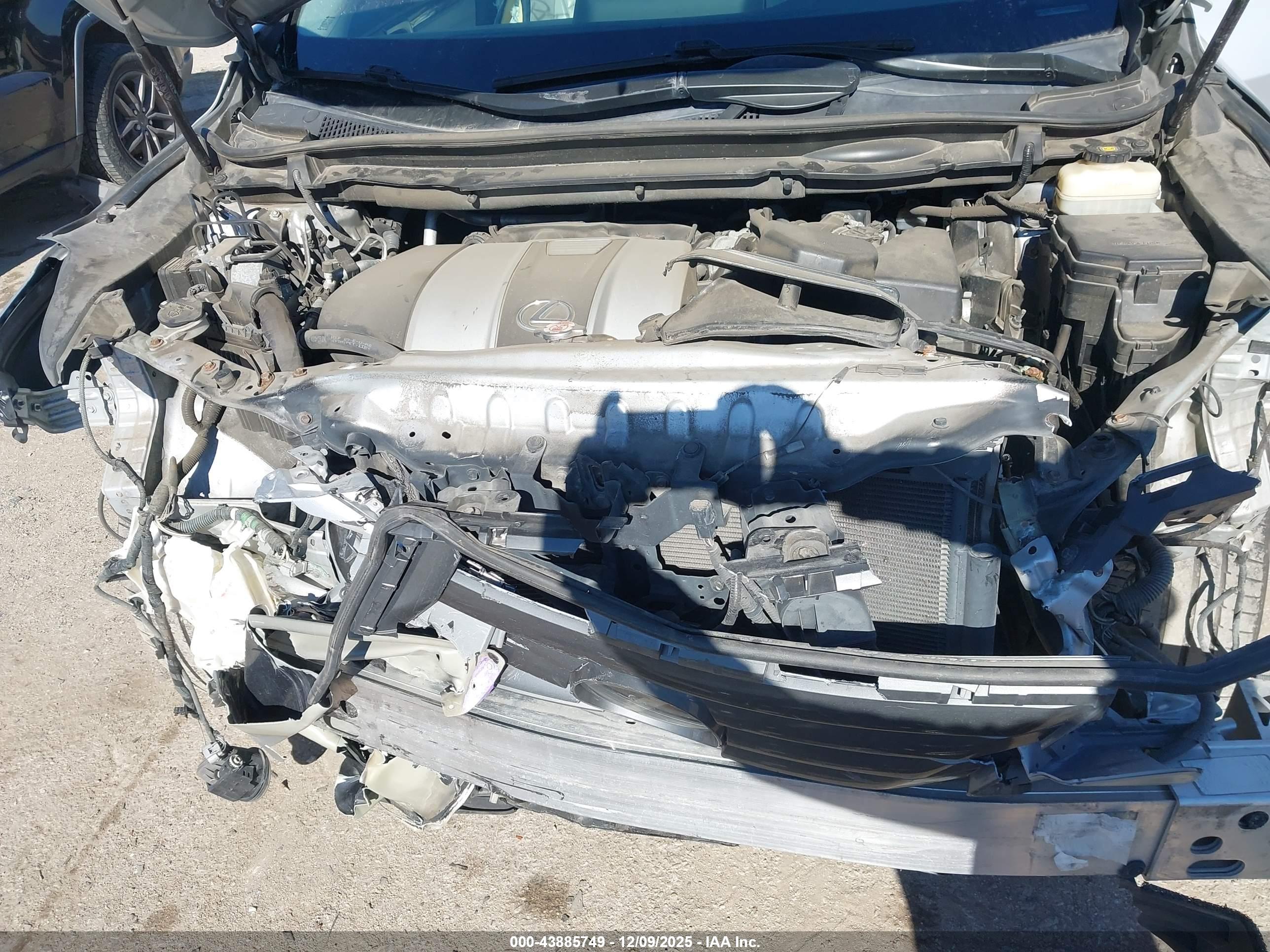 LEXUS RX image 10