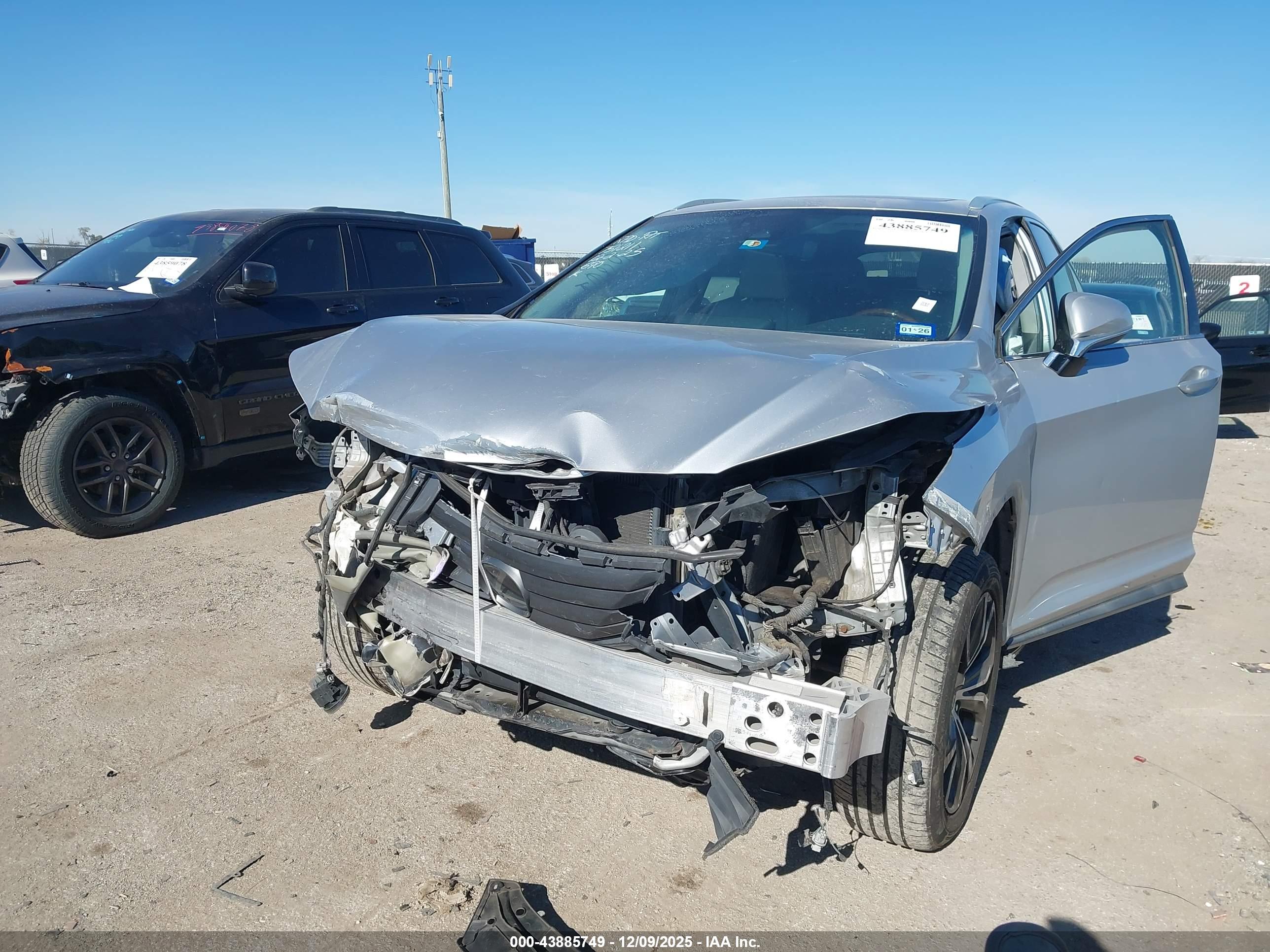 LEXUS RX image 6