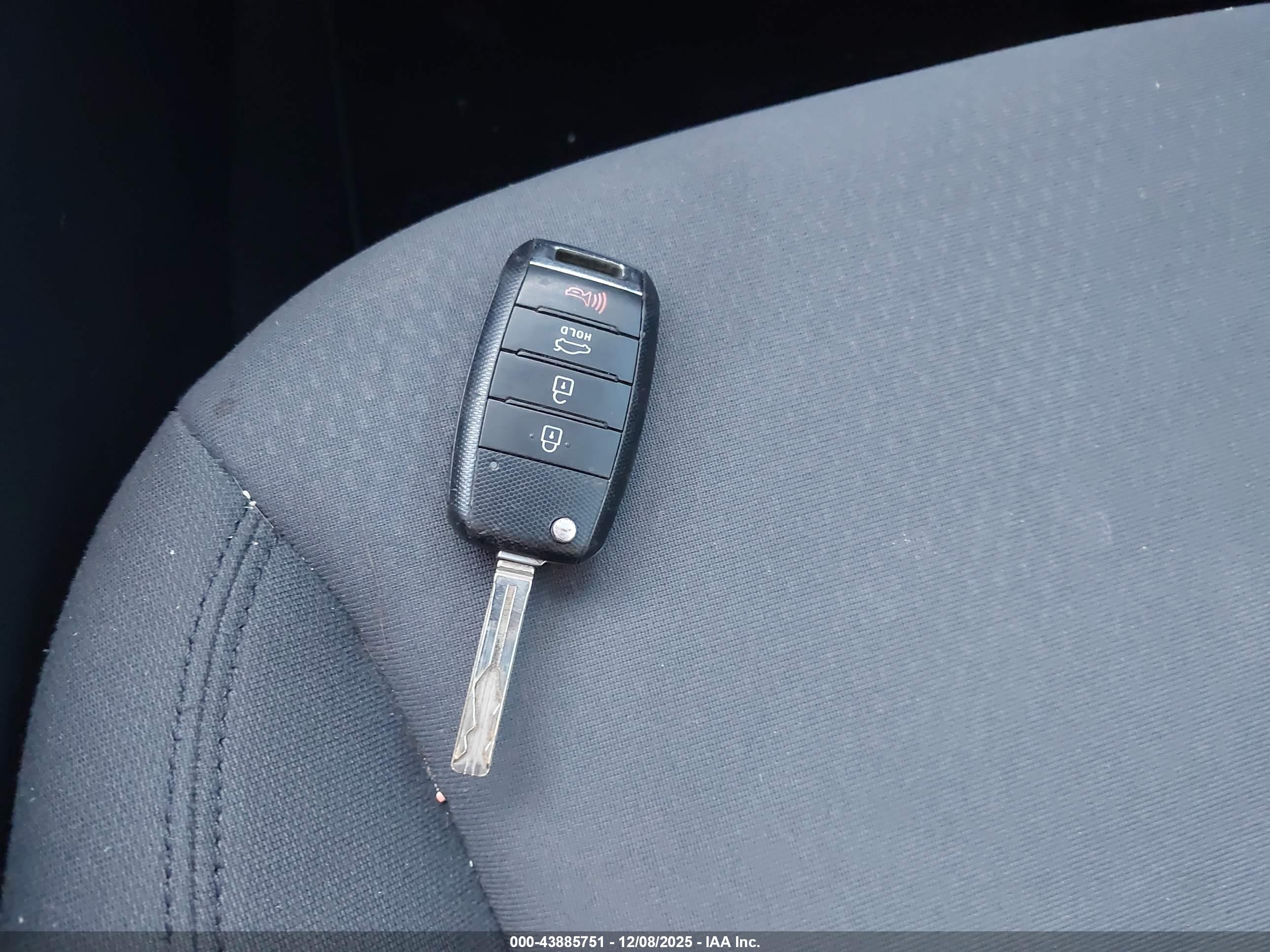 KIA OPTIMA image 11