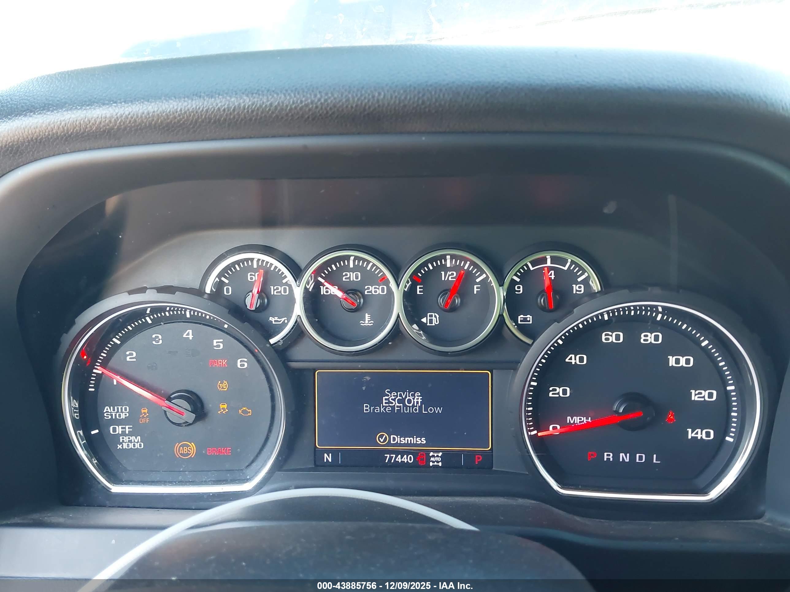 CHEVROLET SILVERADO image 7