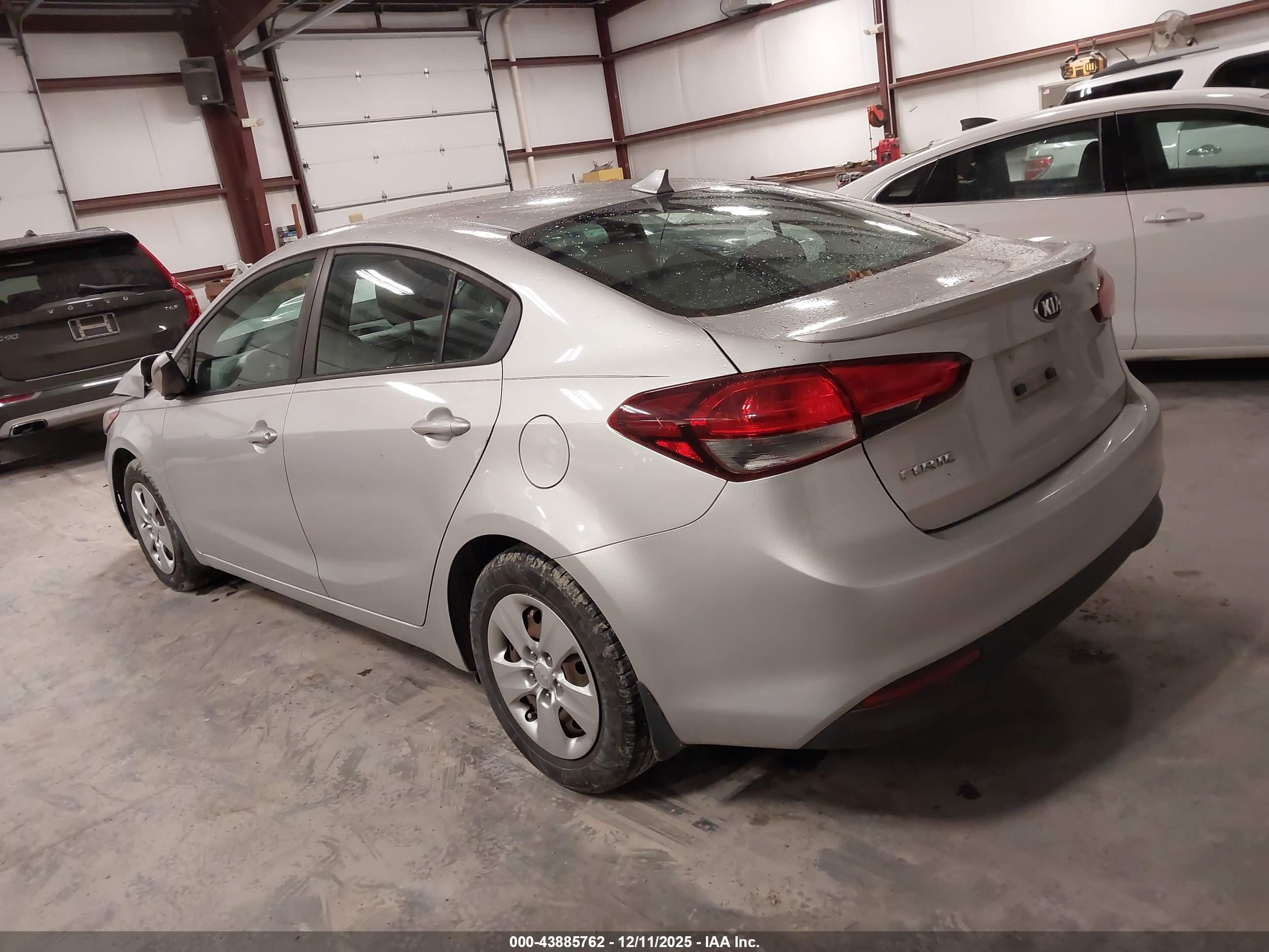 KIA FORTE image 3