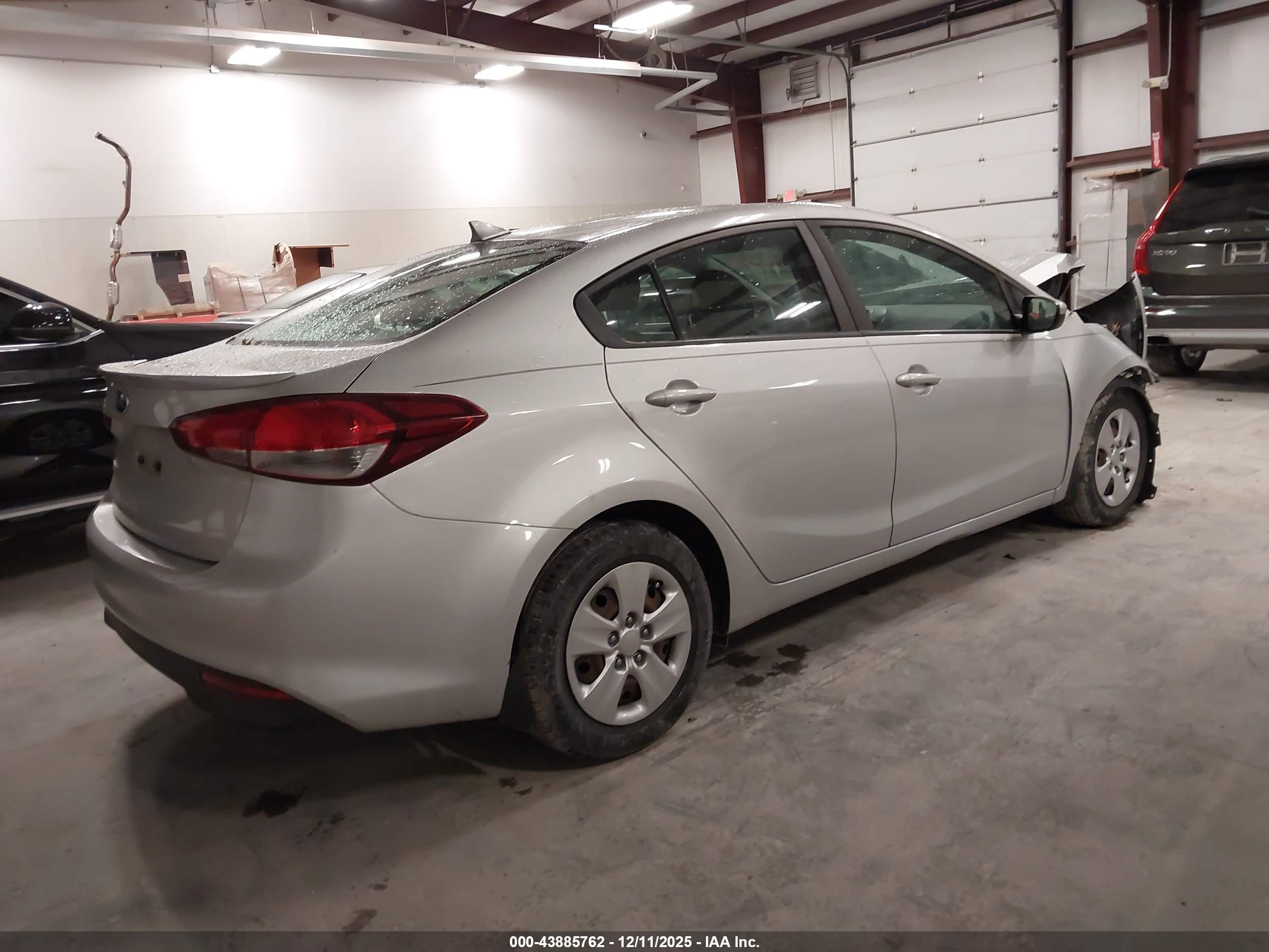 KIA FORTE image 4