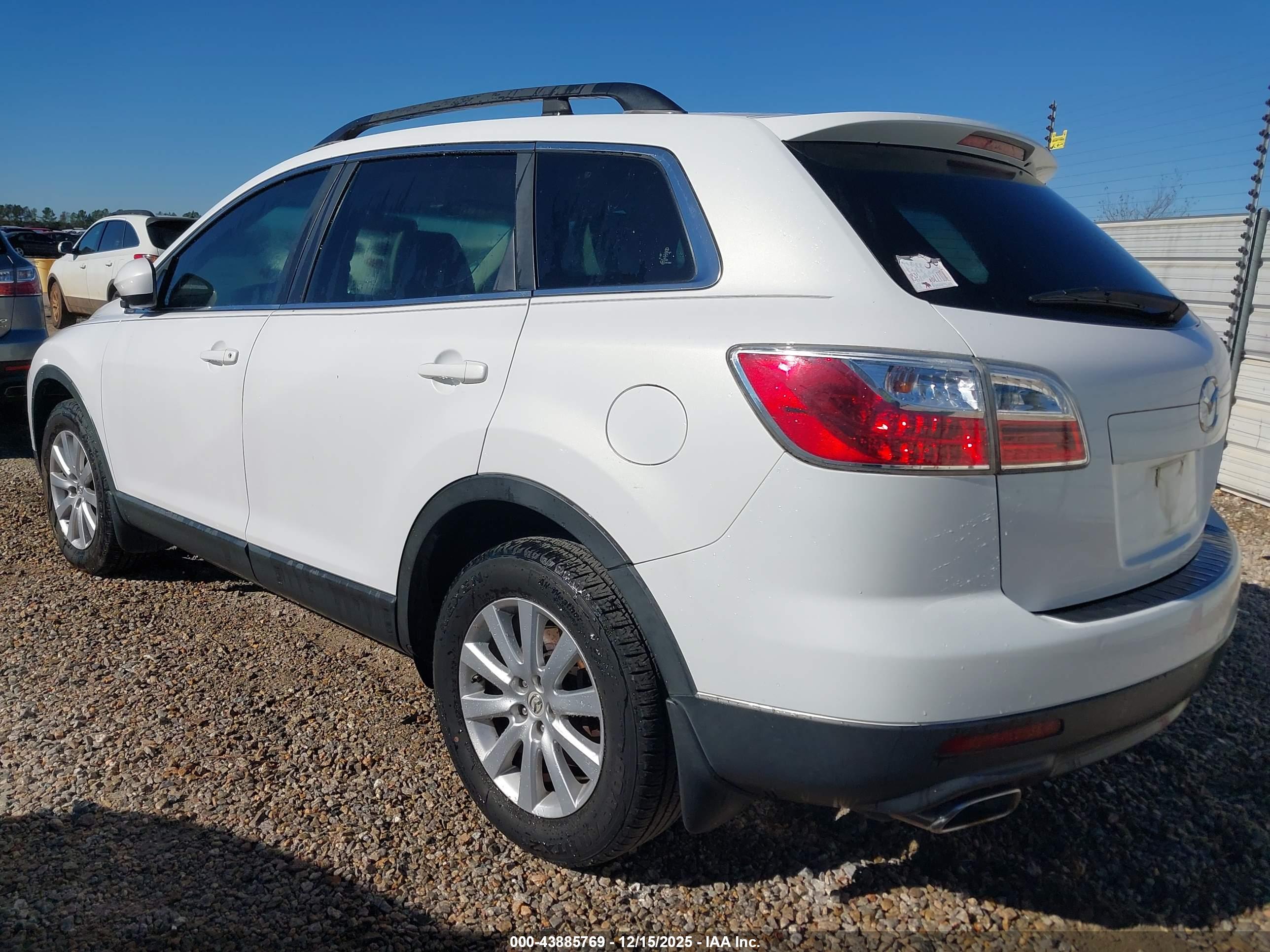 MAZDA CX-9 image 3