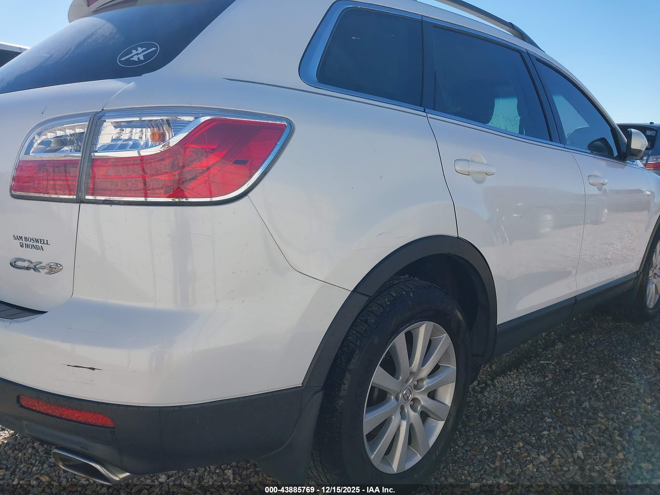 MAZDA CX-9 image 6