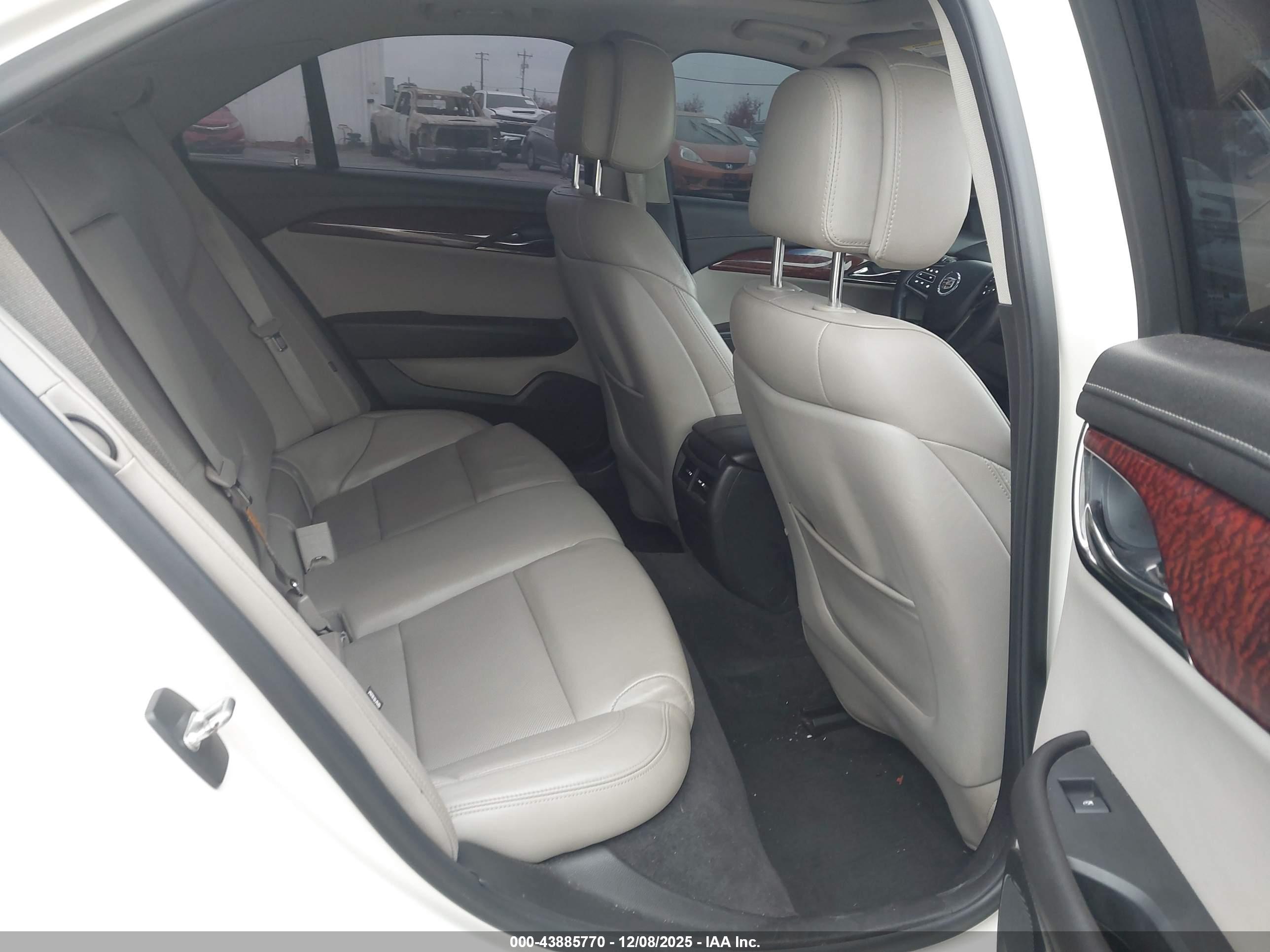CADILLAC ATS image 8