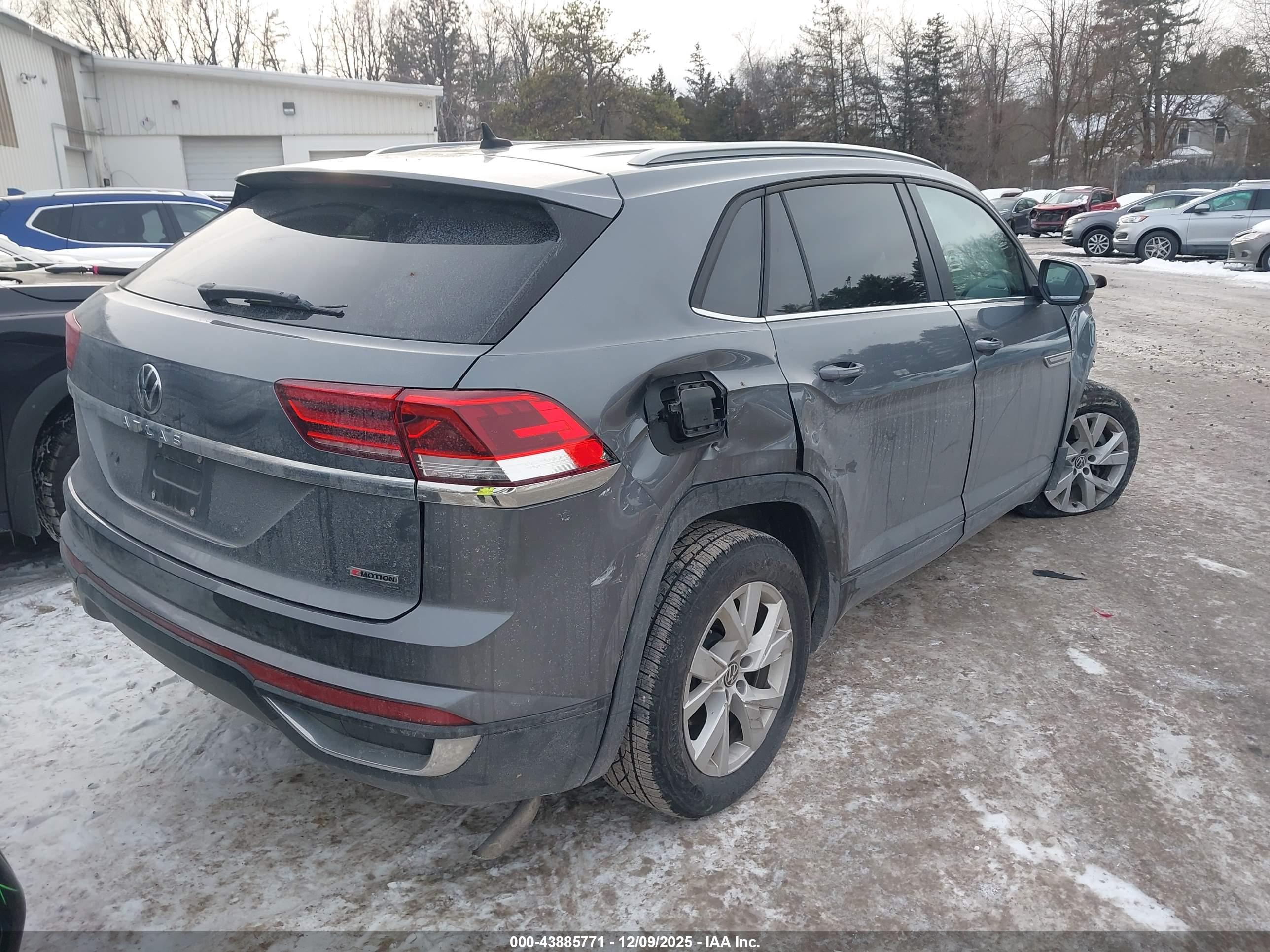 VOLKSWAGEN ATLAS image 4
