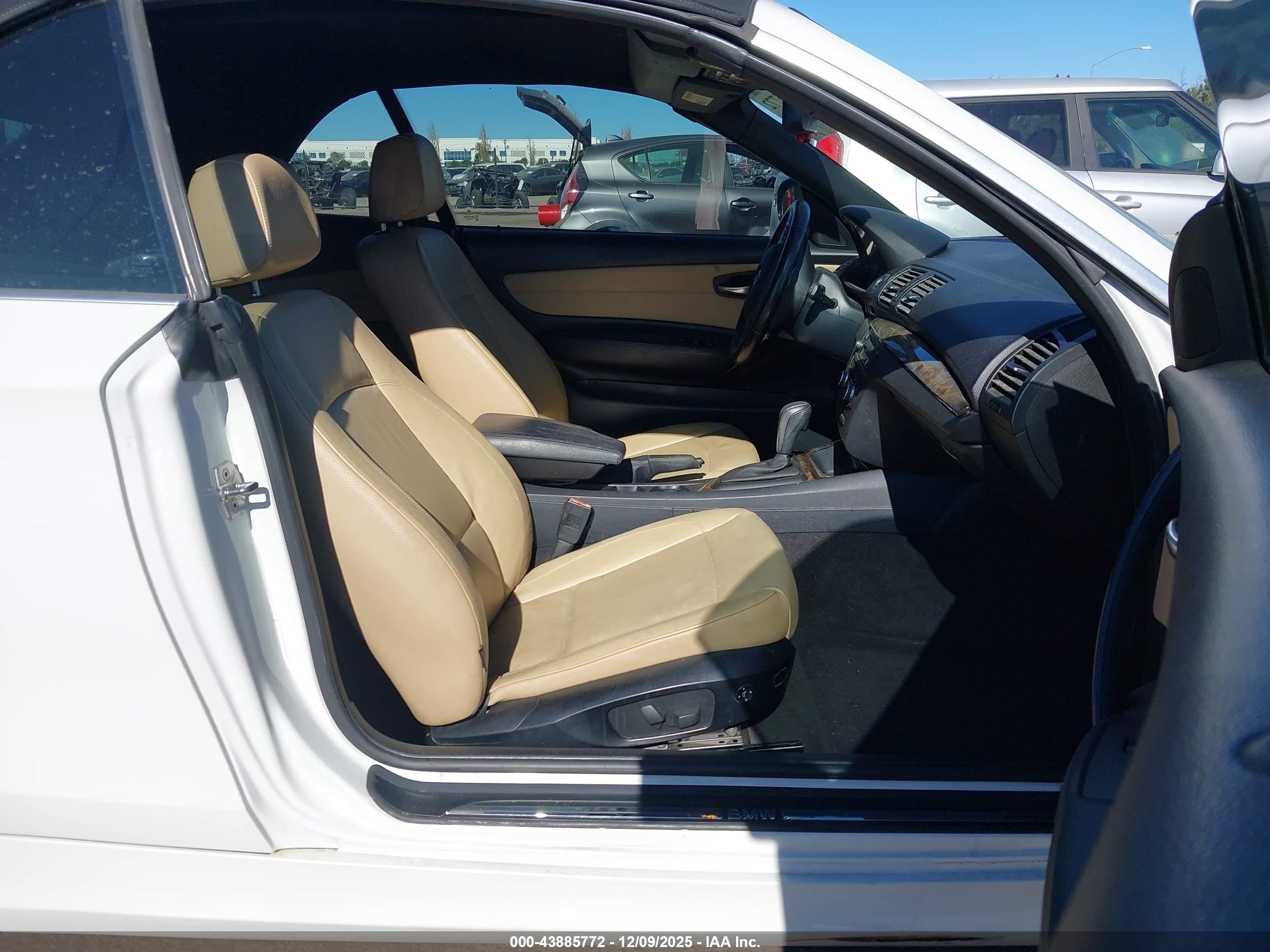 BMW 128I image 5