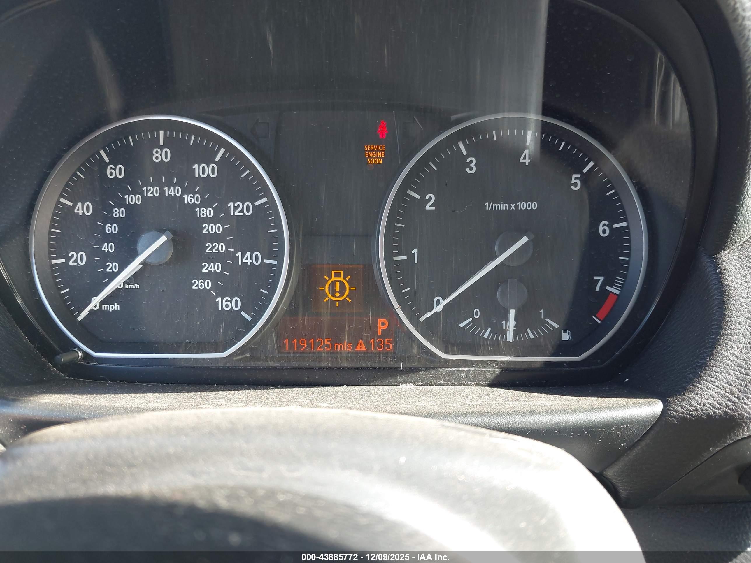 BMW 128I image 7