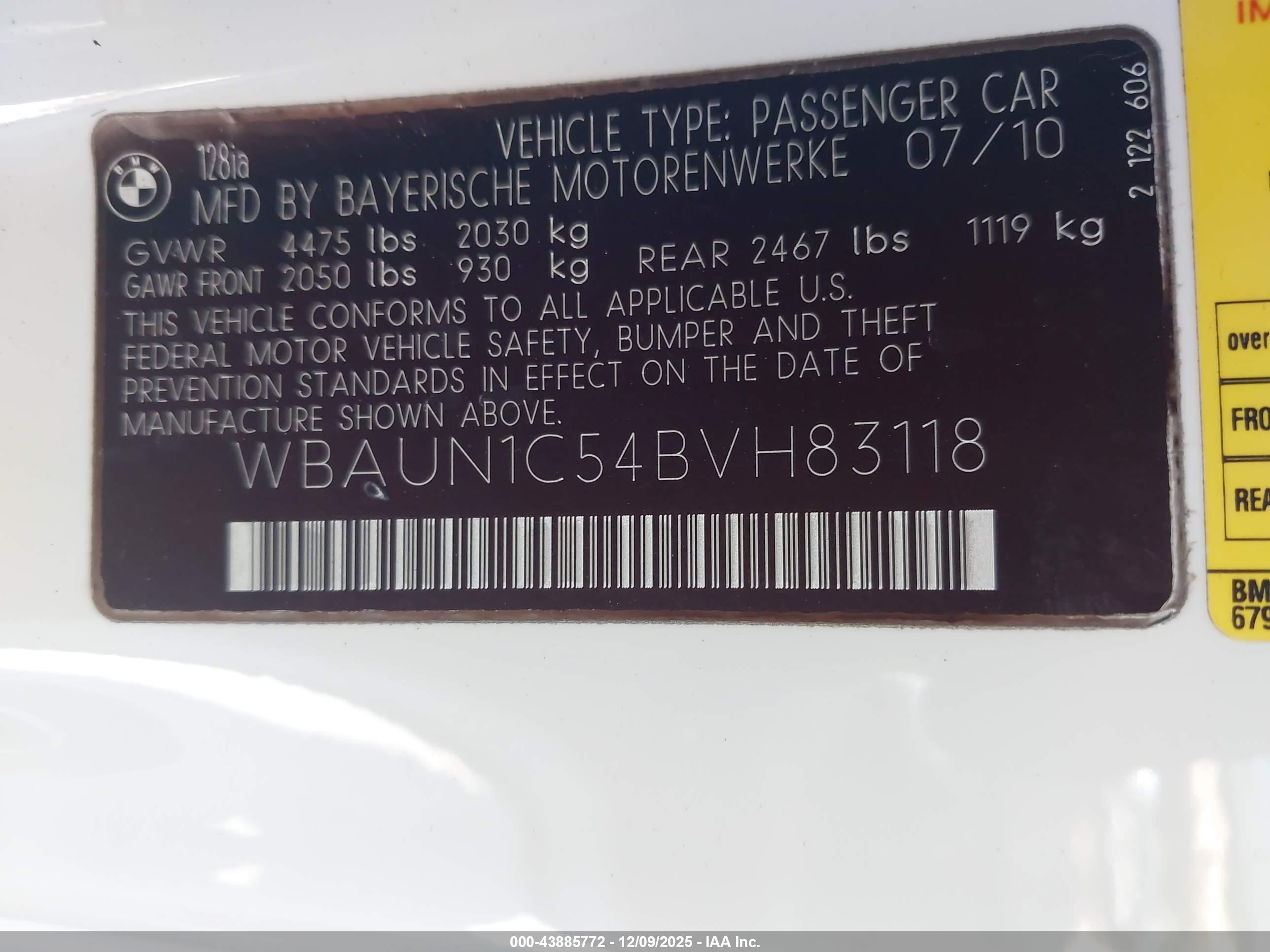 BMW 128I image 9