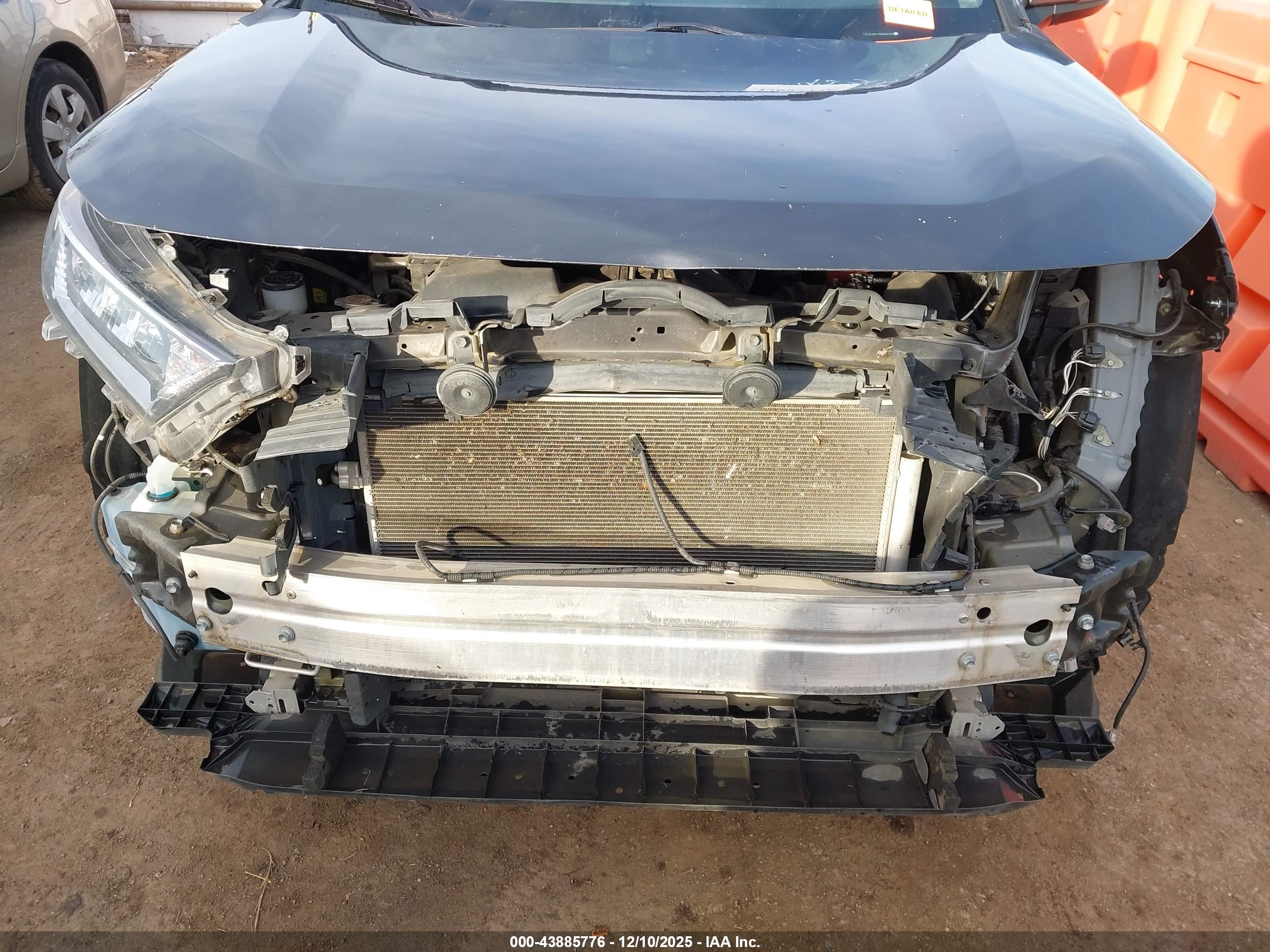 TOYOTA RAV4 image 6