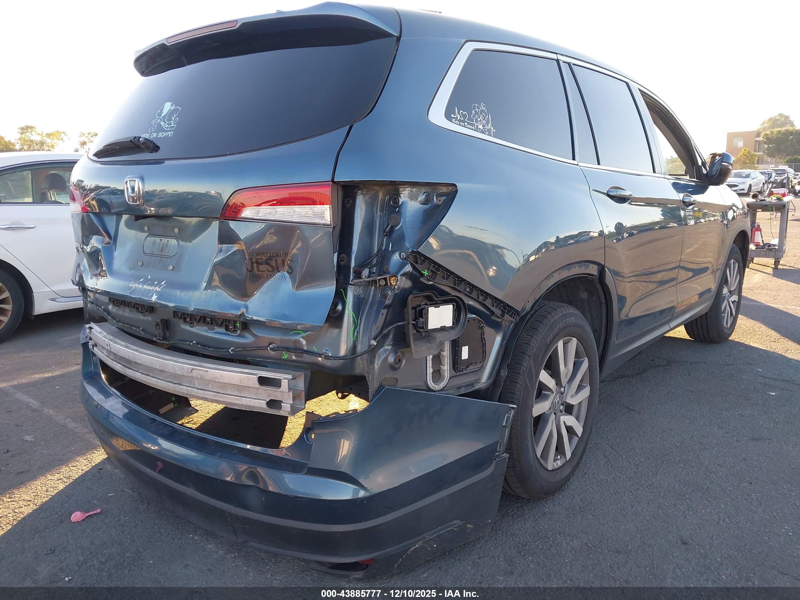 HONDA PILOT image 4