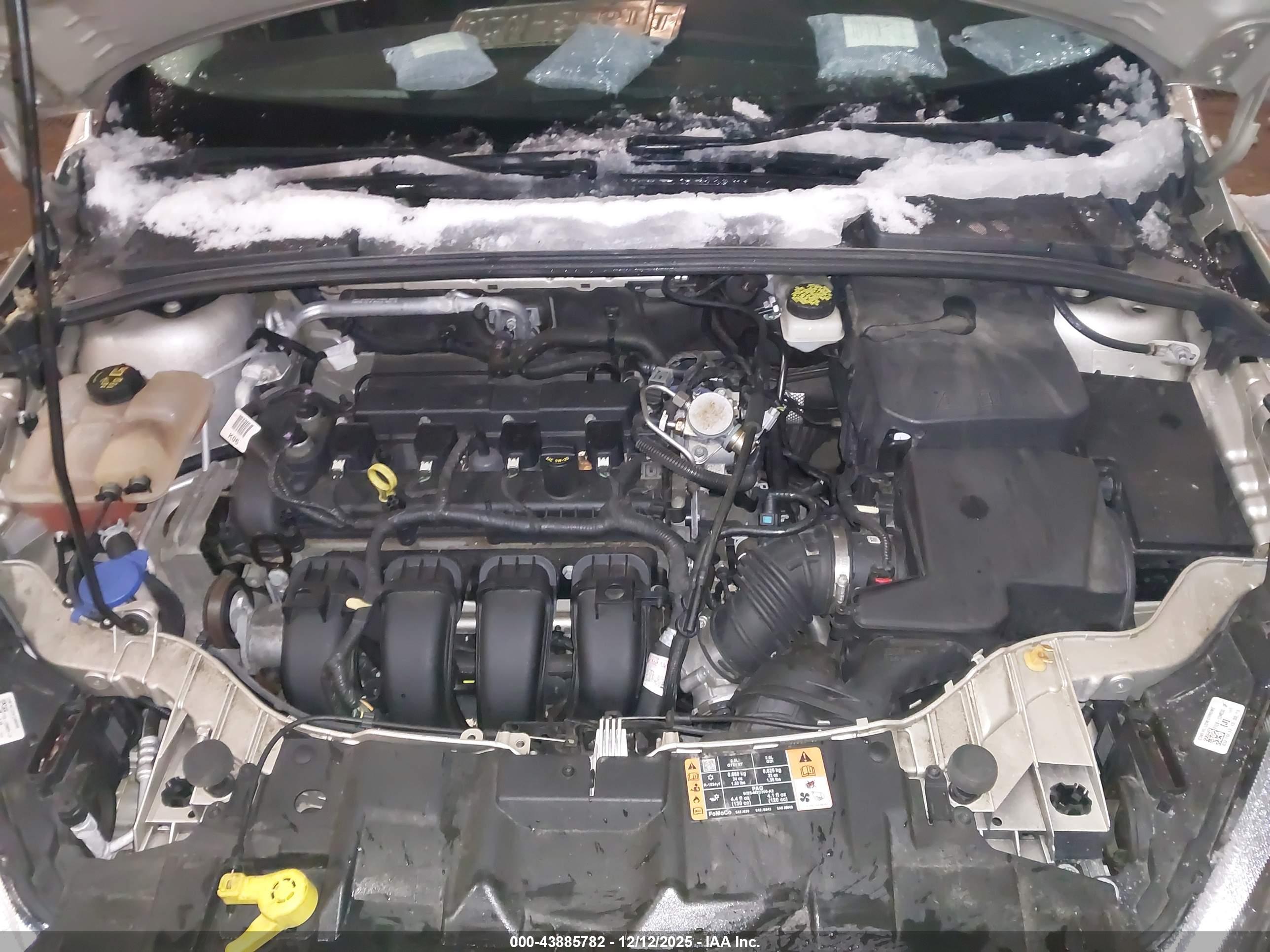 FORD FOCUS image 10