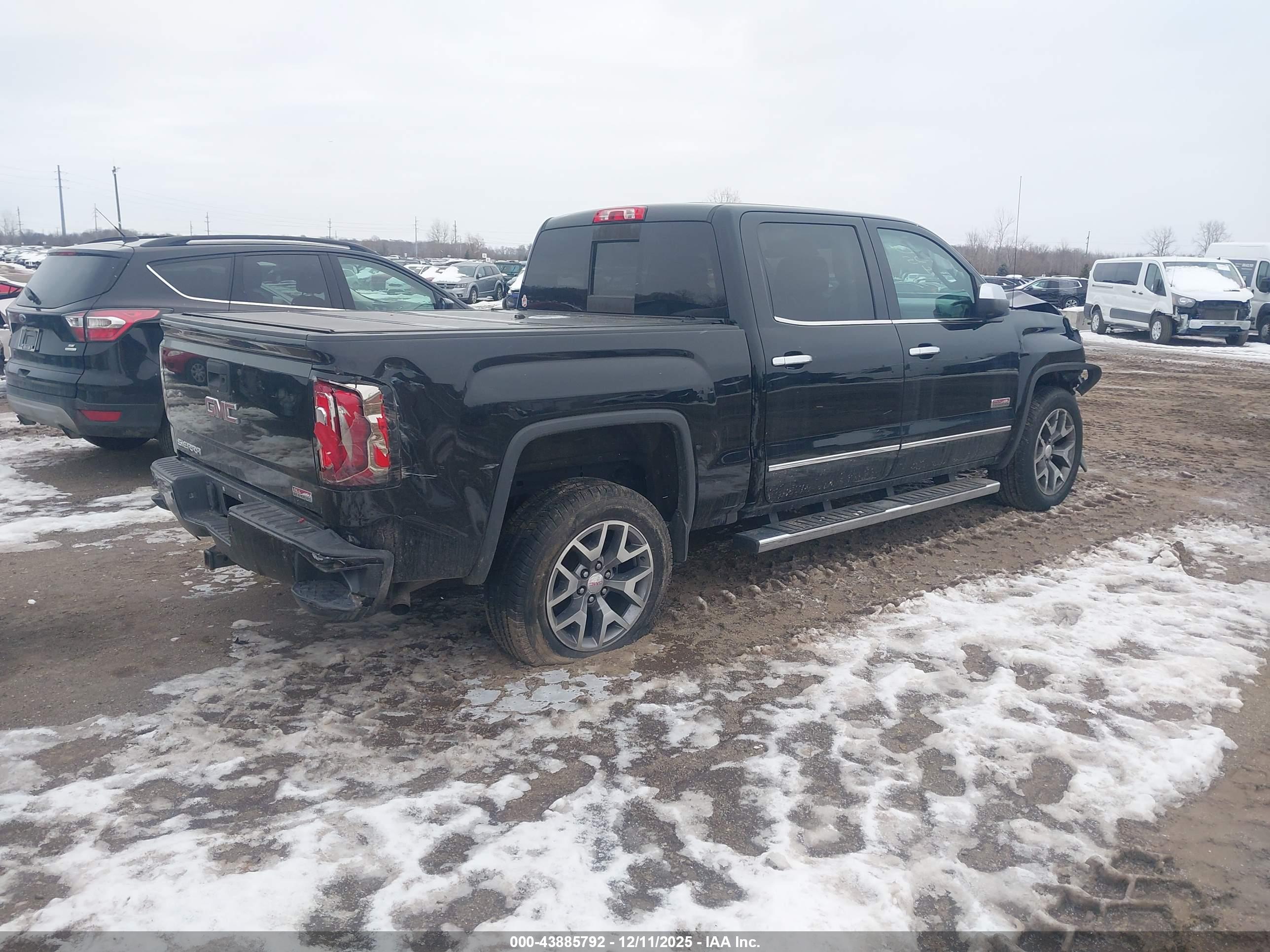 GMC SIERRA image 4