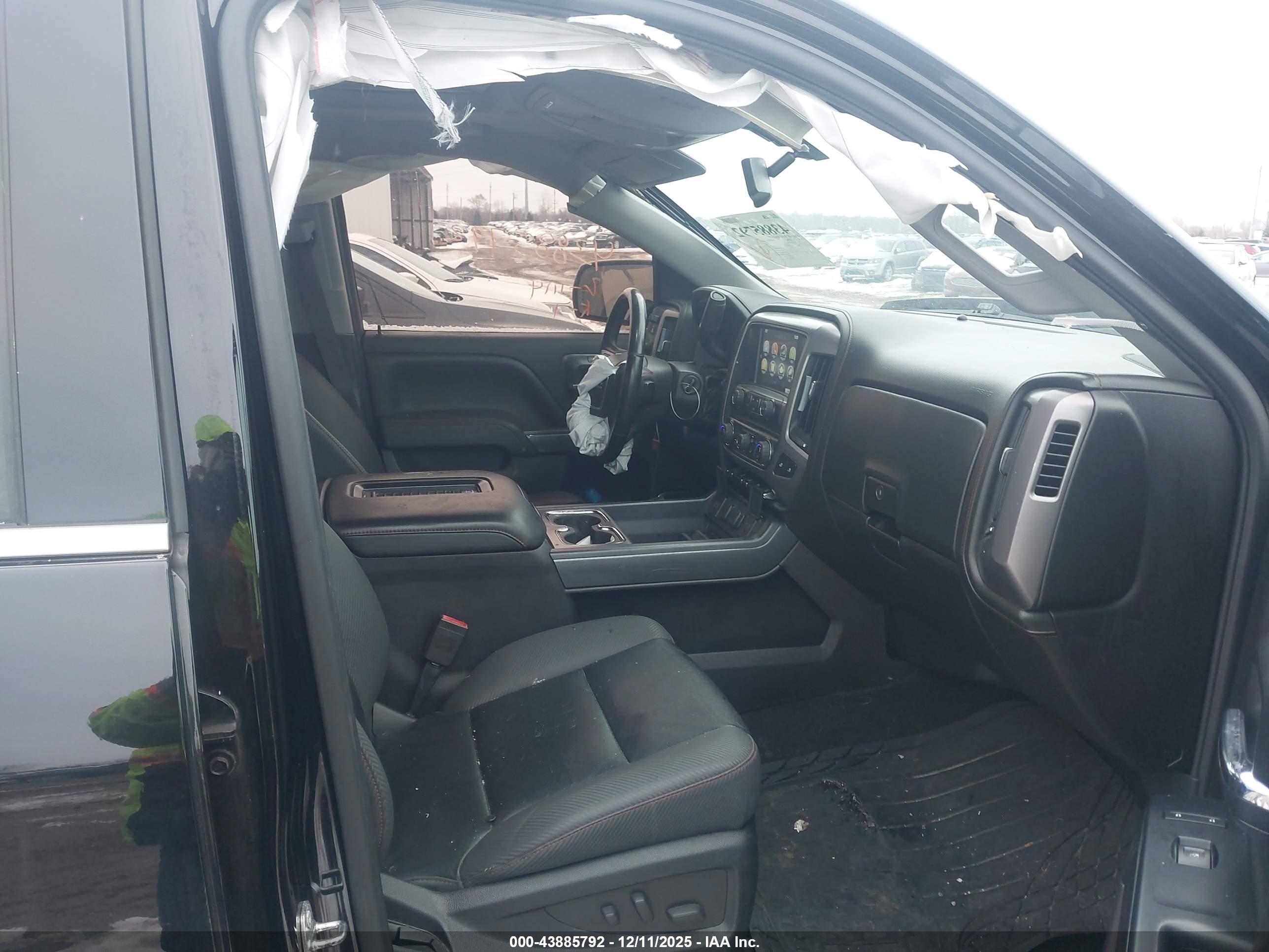 GMC SIERRA image 5