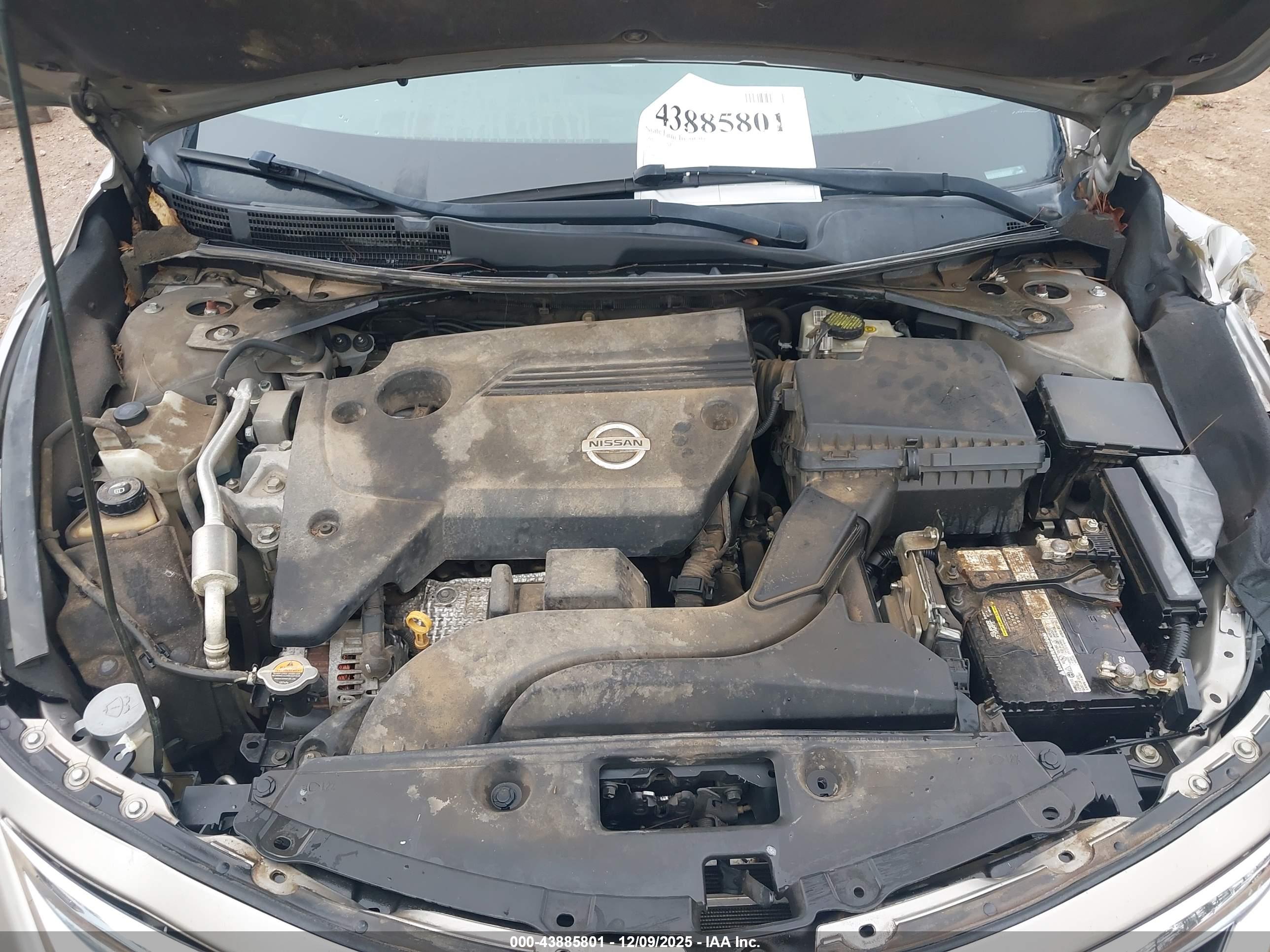 NISSAN ALTIMA image 10