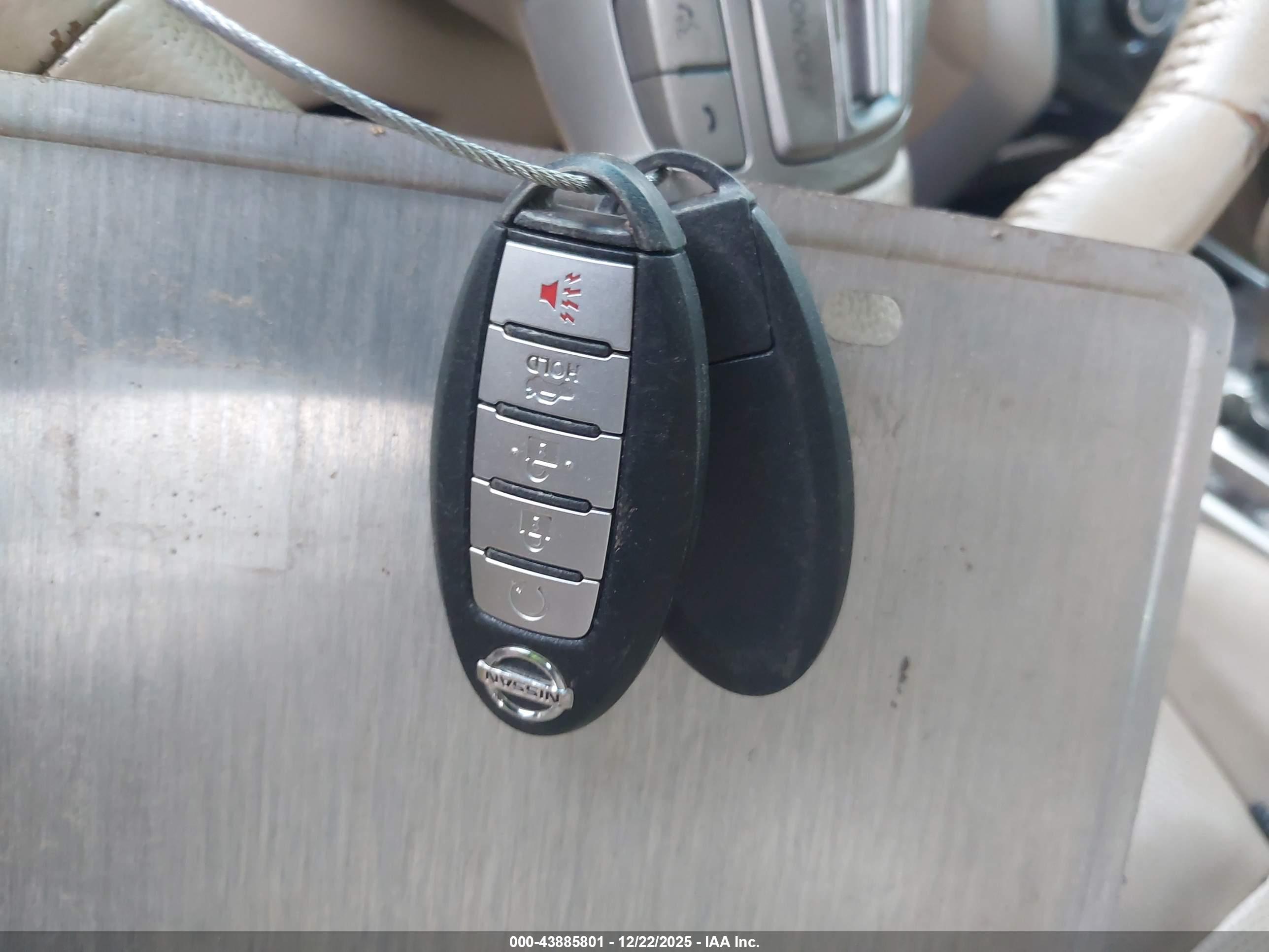 NISSAN ALTIMA image 11