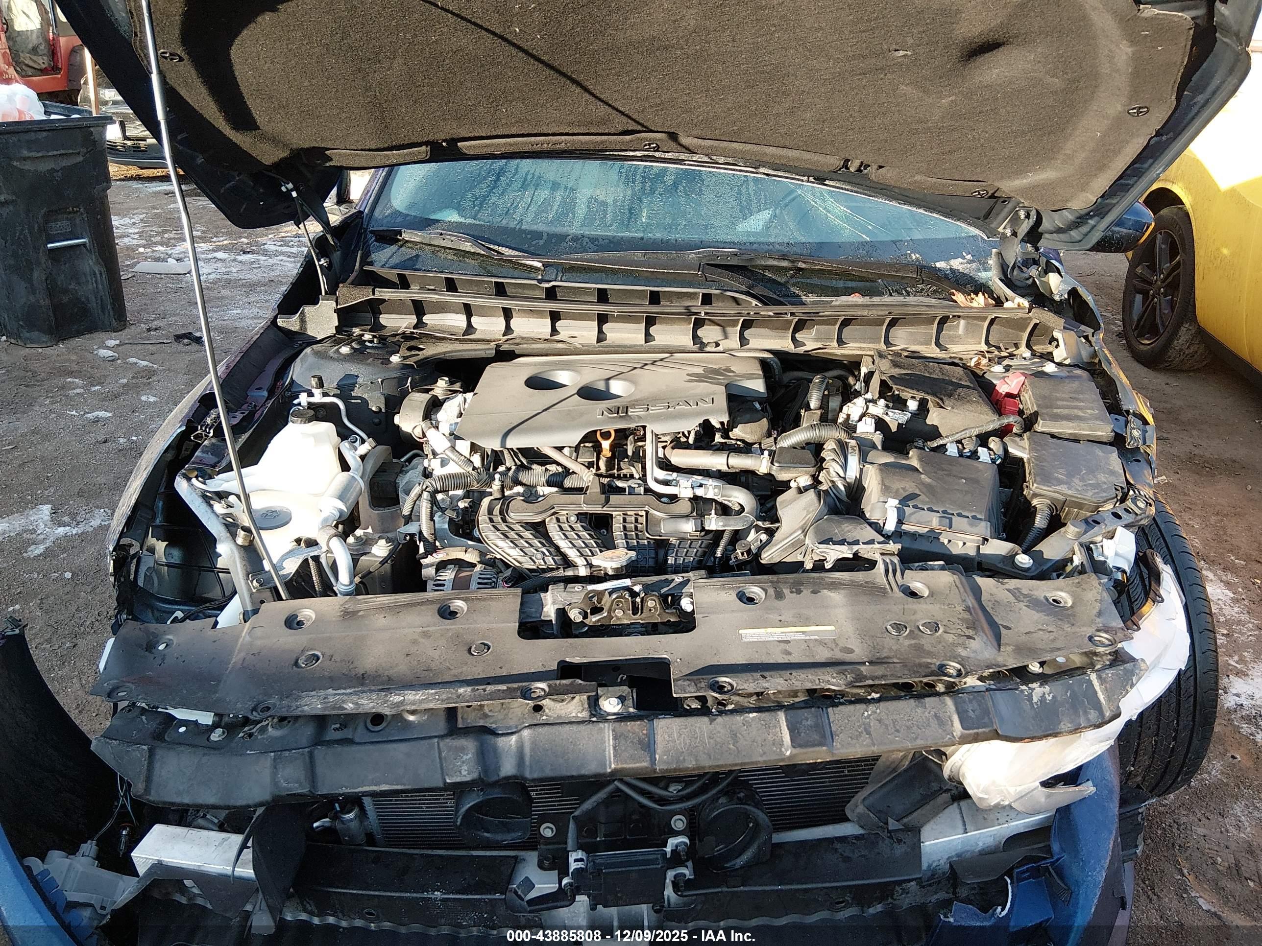 NISSAN ALTIMA image 10