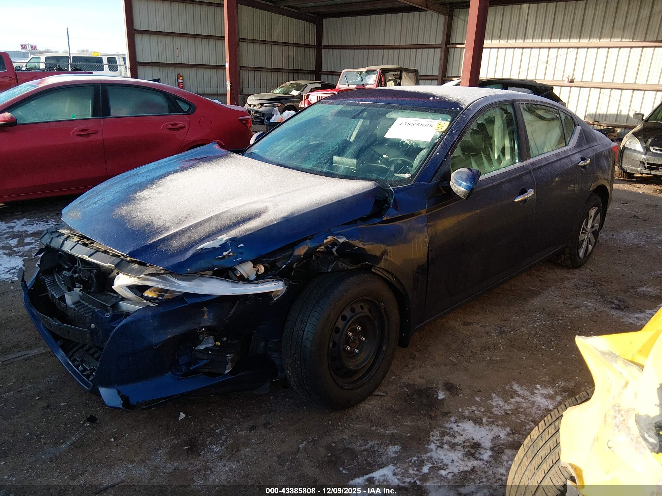 NISSAN ALTIMA image 2