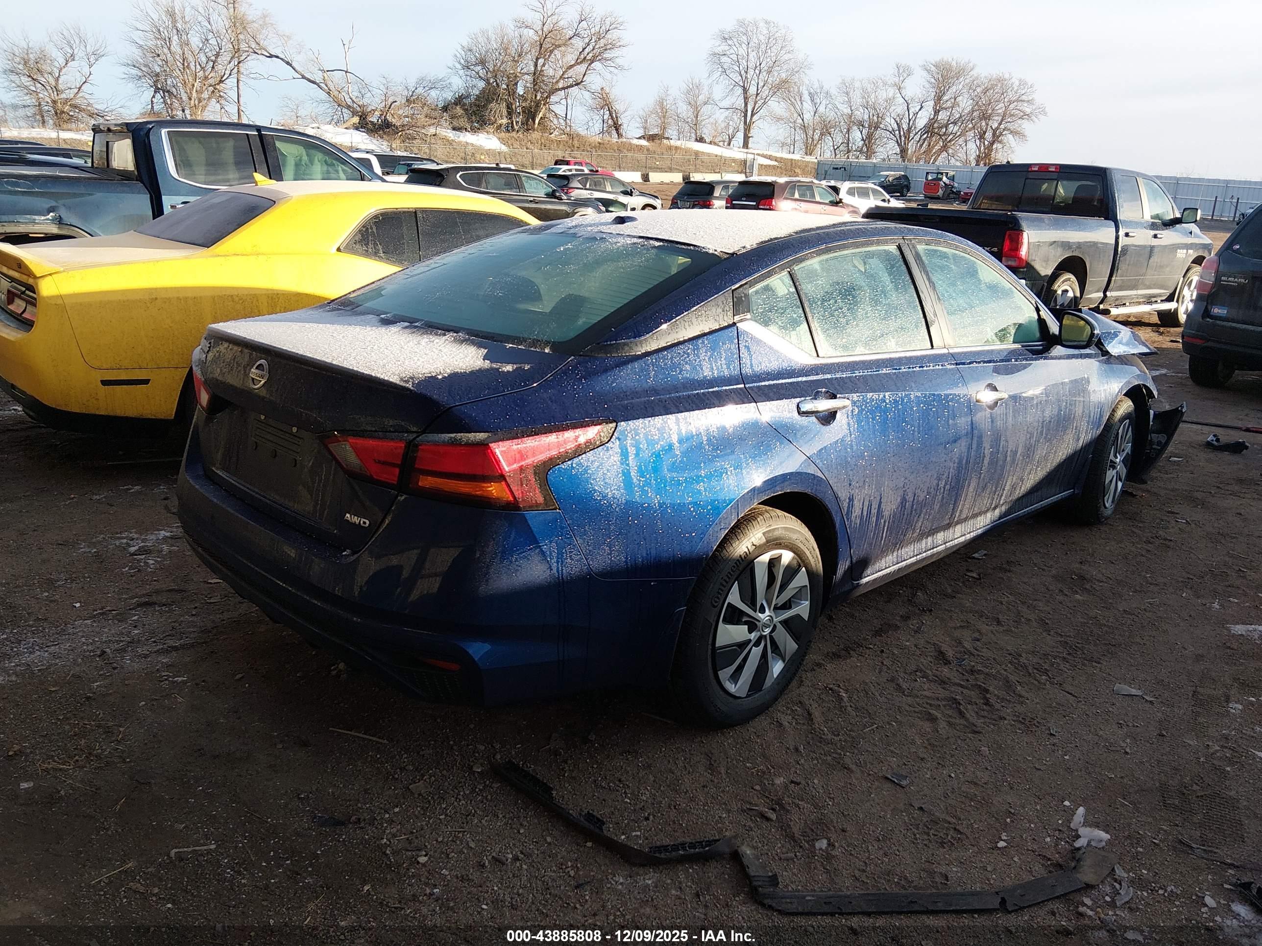 NISSAN ALTIMA image 4