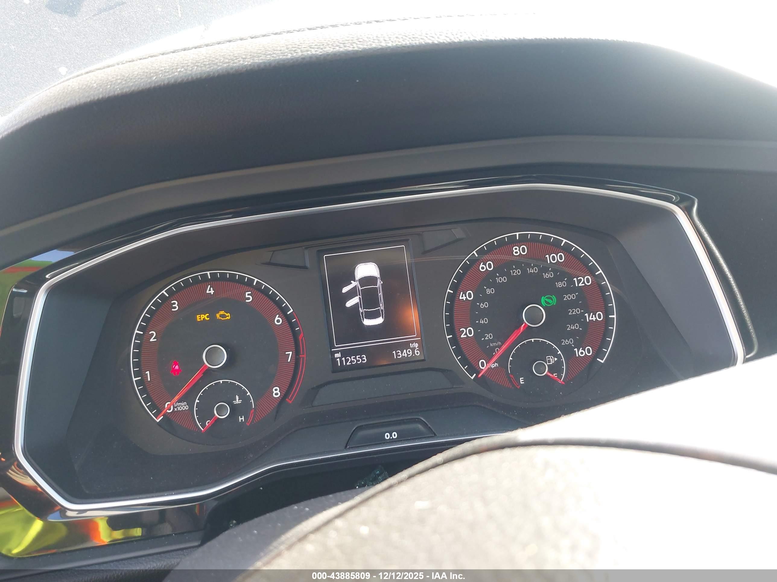 VOLKSWAGEN JETTA image 7