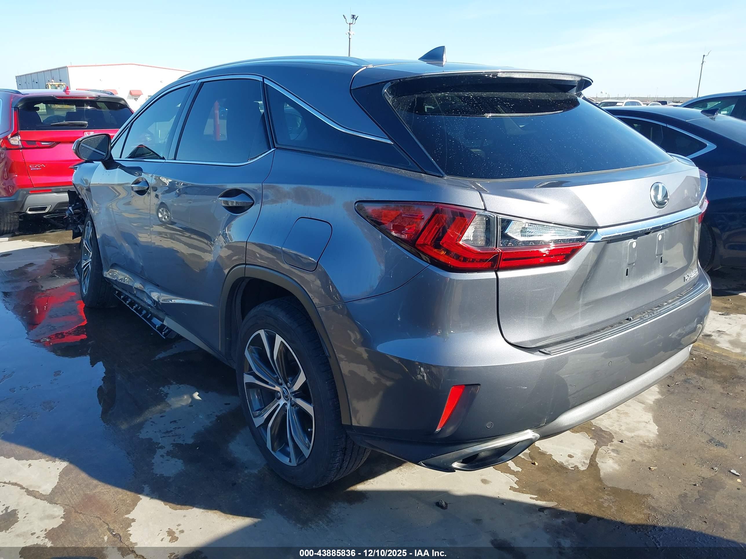 LEXUS RX image 3