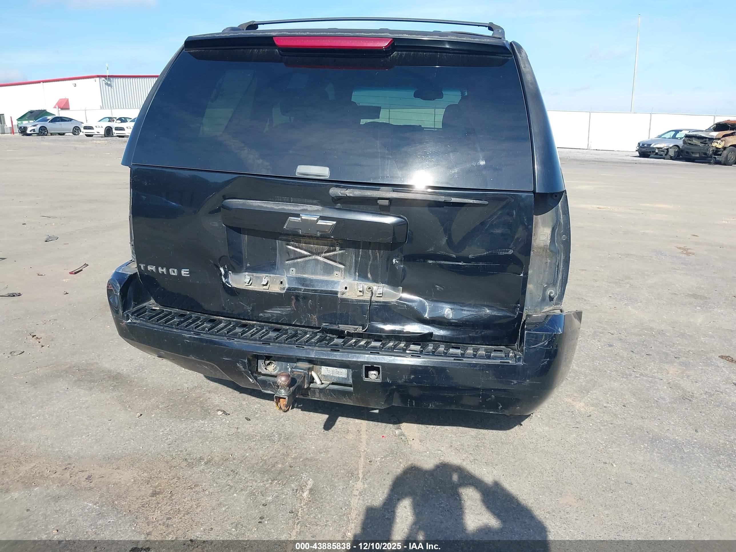 CHEVROLET TAHOE image 6