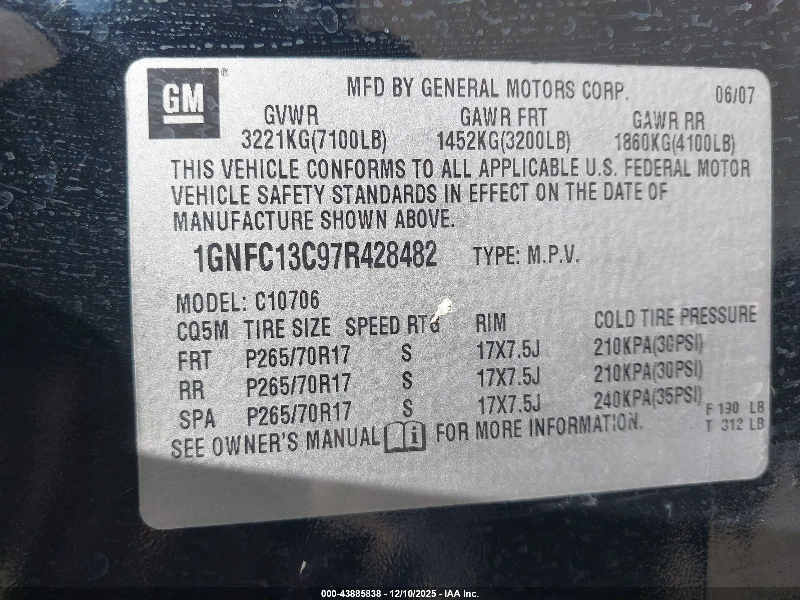 CHEVROLET TAHOE image 9