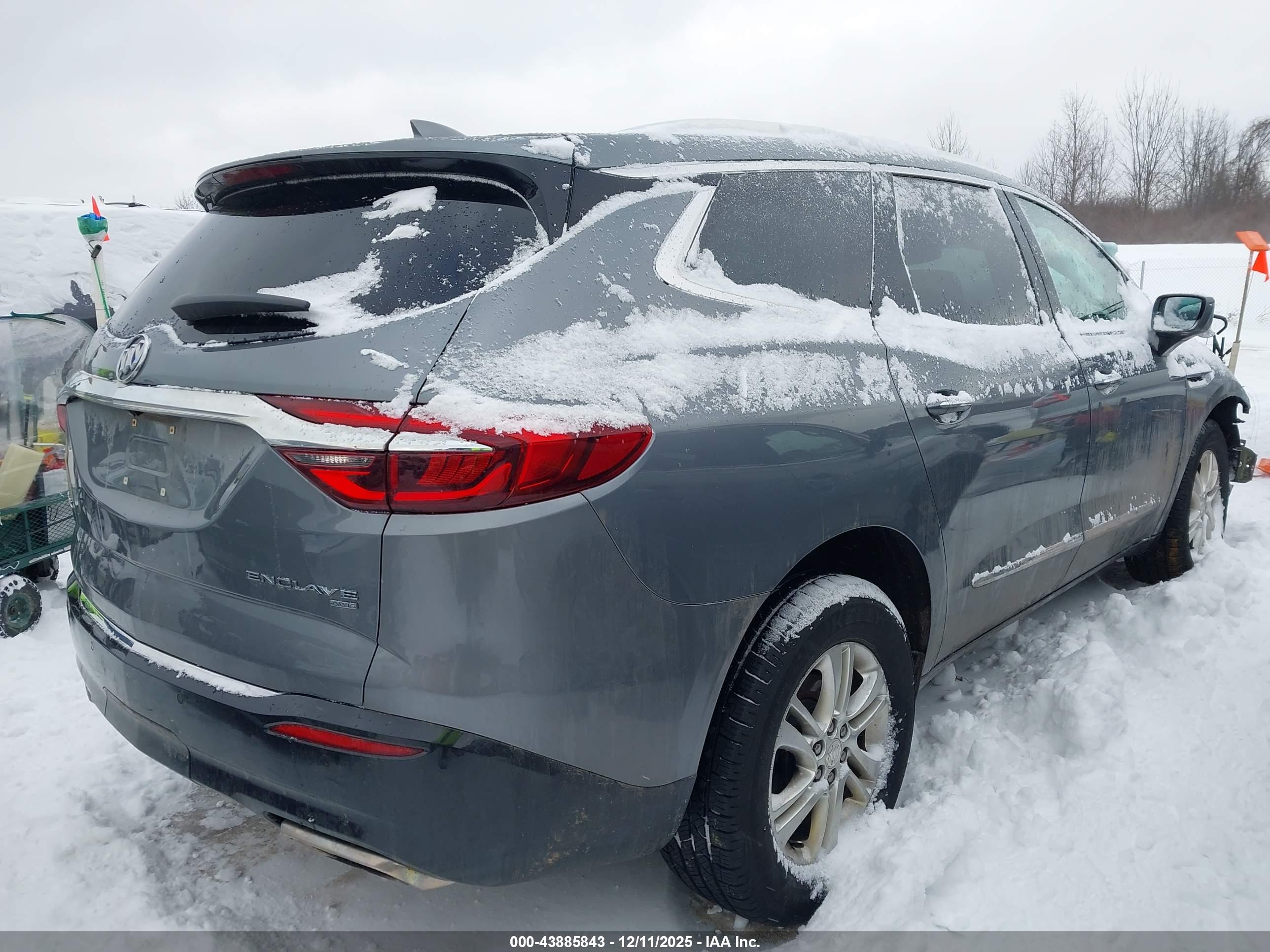 BUICK ENCLAVE image 4