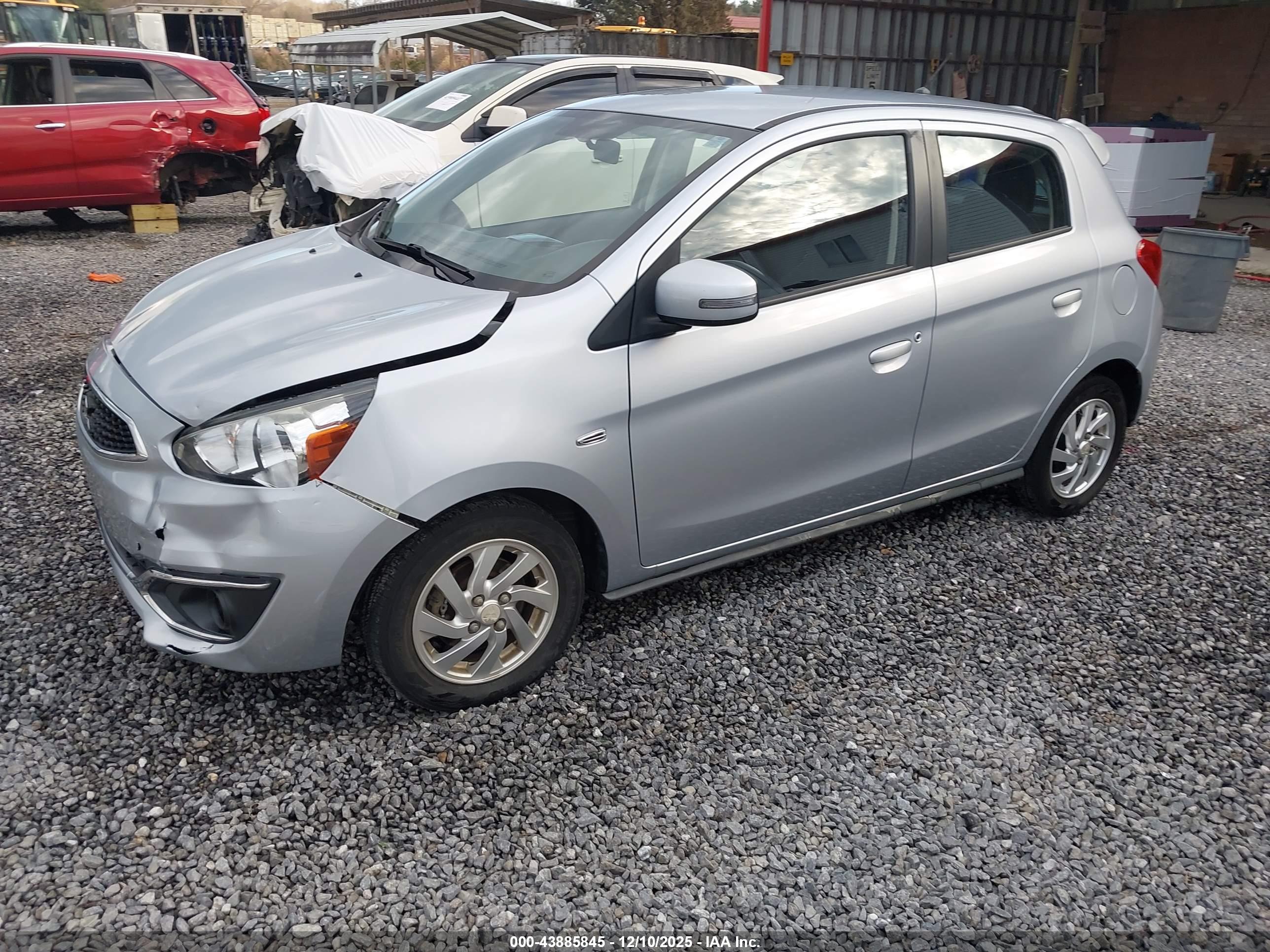 MITSUBISHI MIRAGE image 2