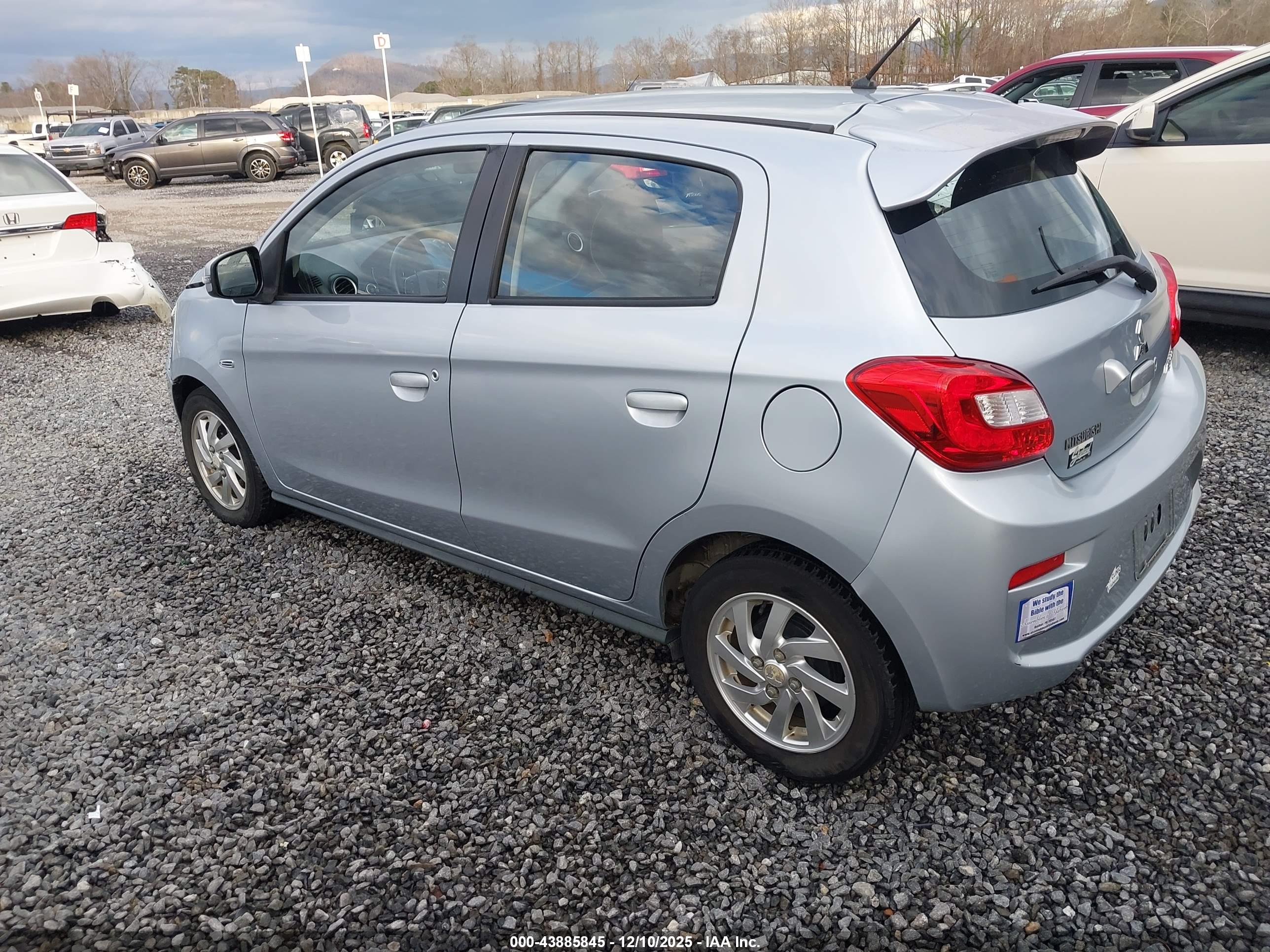 MITSUBISHI MIRAGE image 3