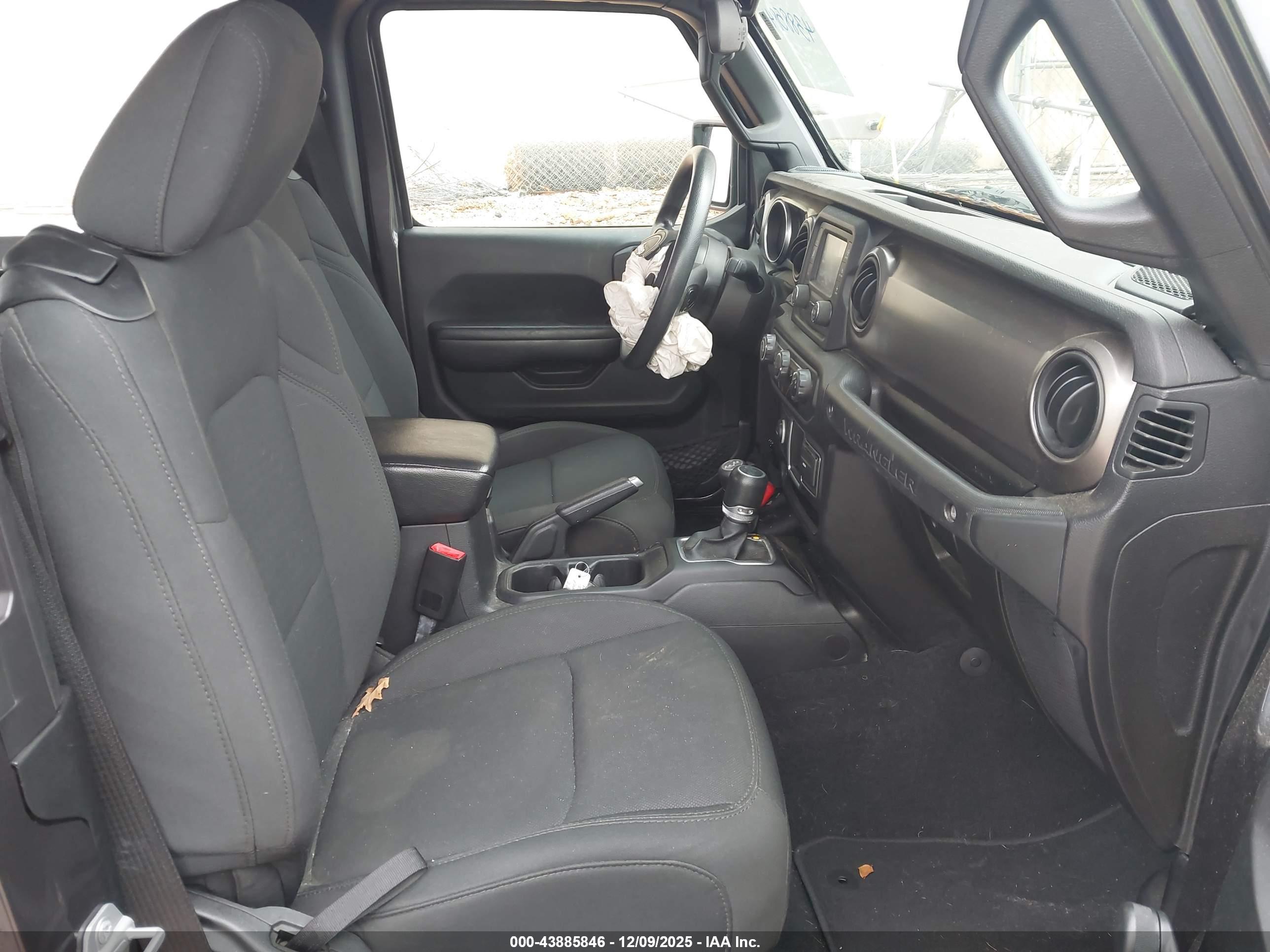 JEEP WRANGLER image 5