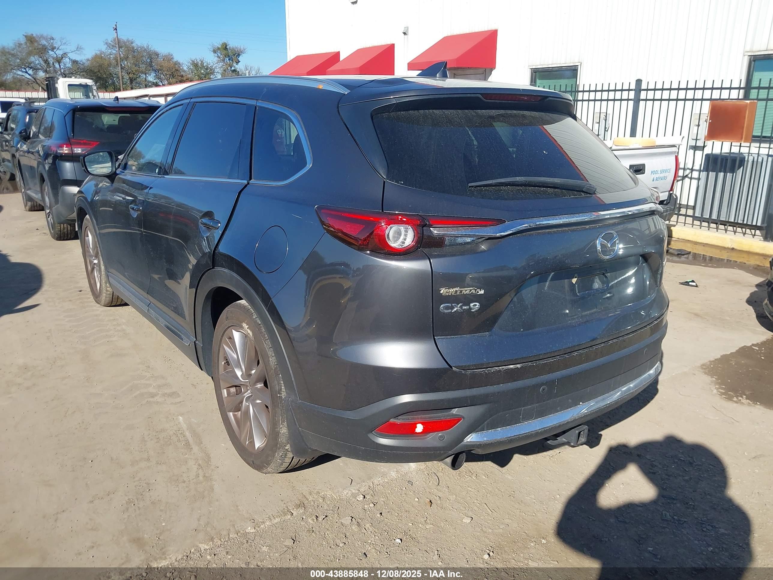 MAZDA CX-9 image 3