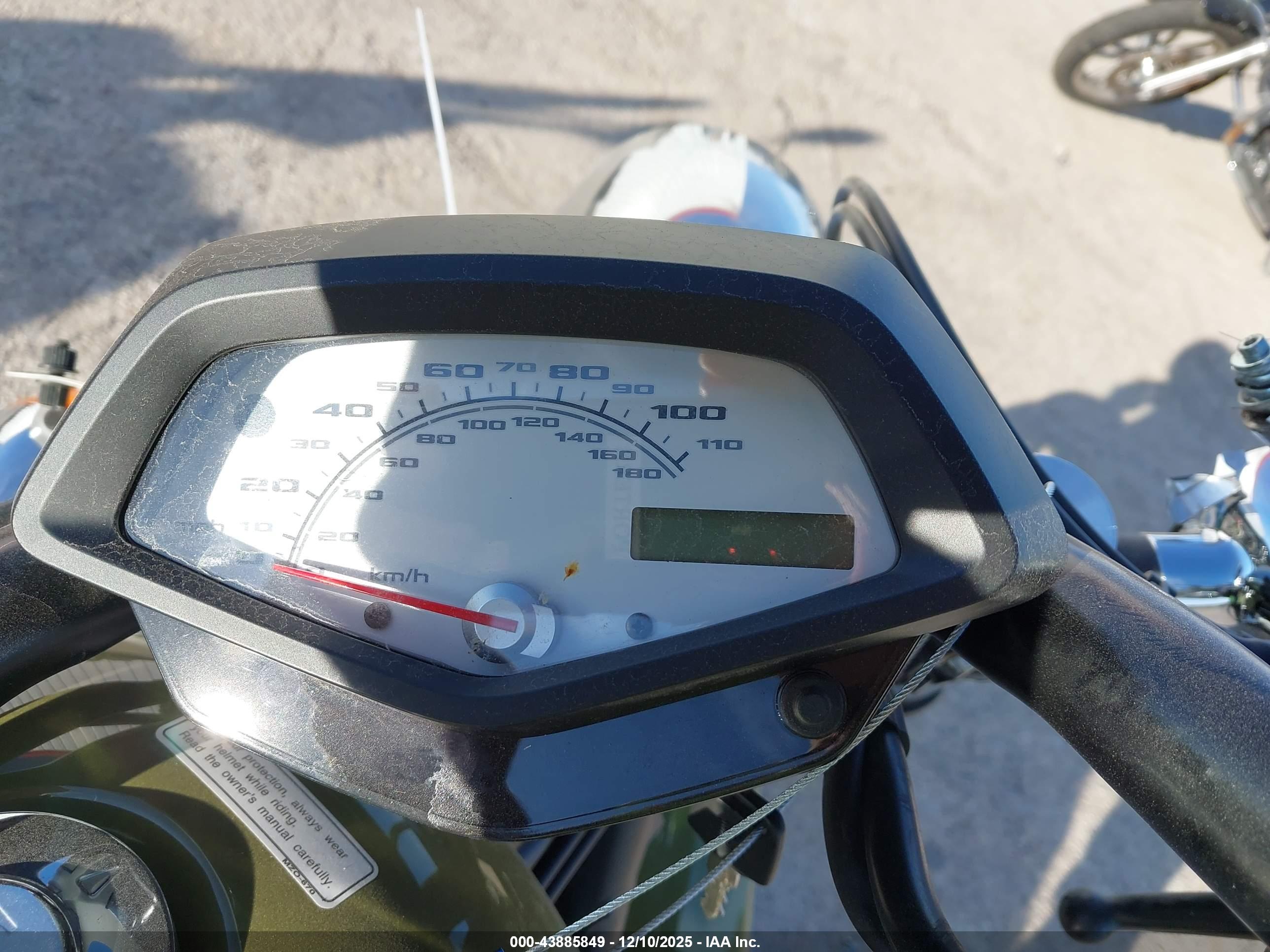 HONDA VT1300 image 7