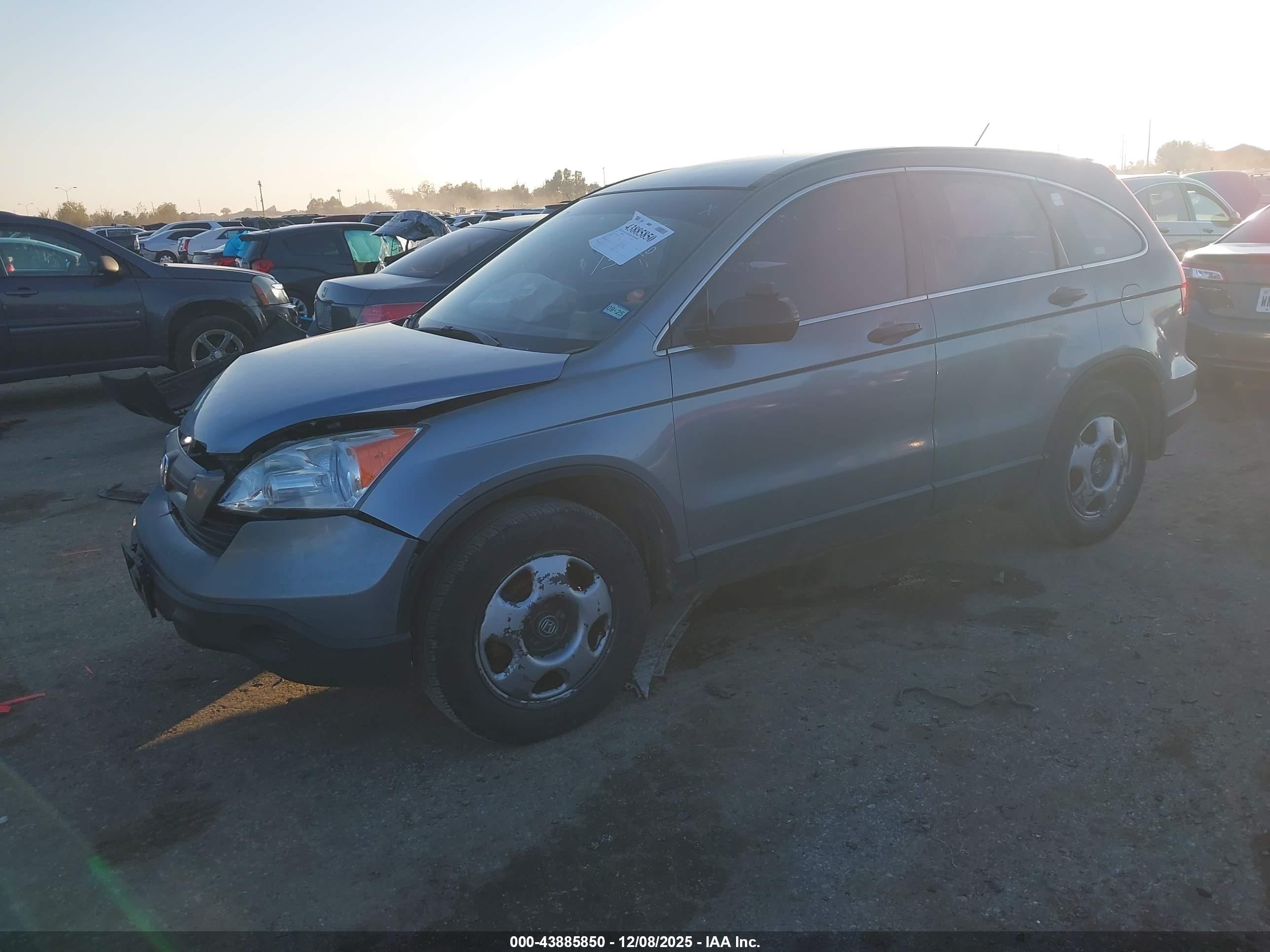 HONDA CR-V image 2