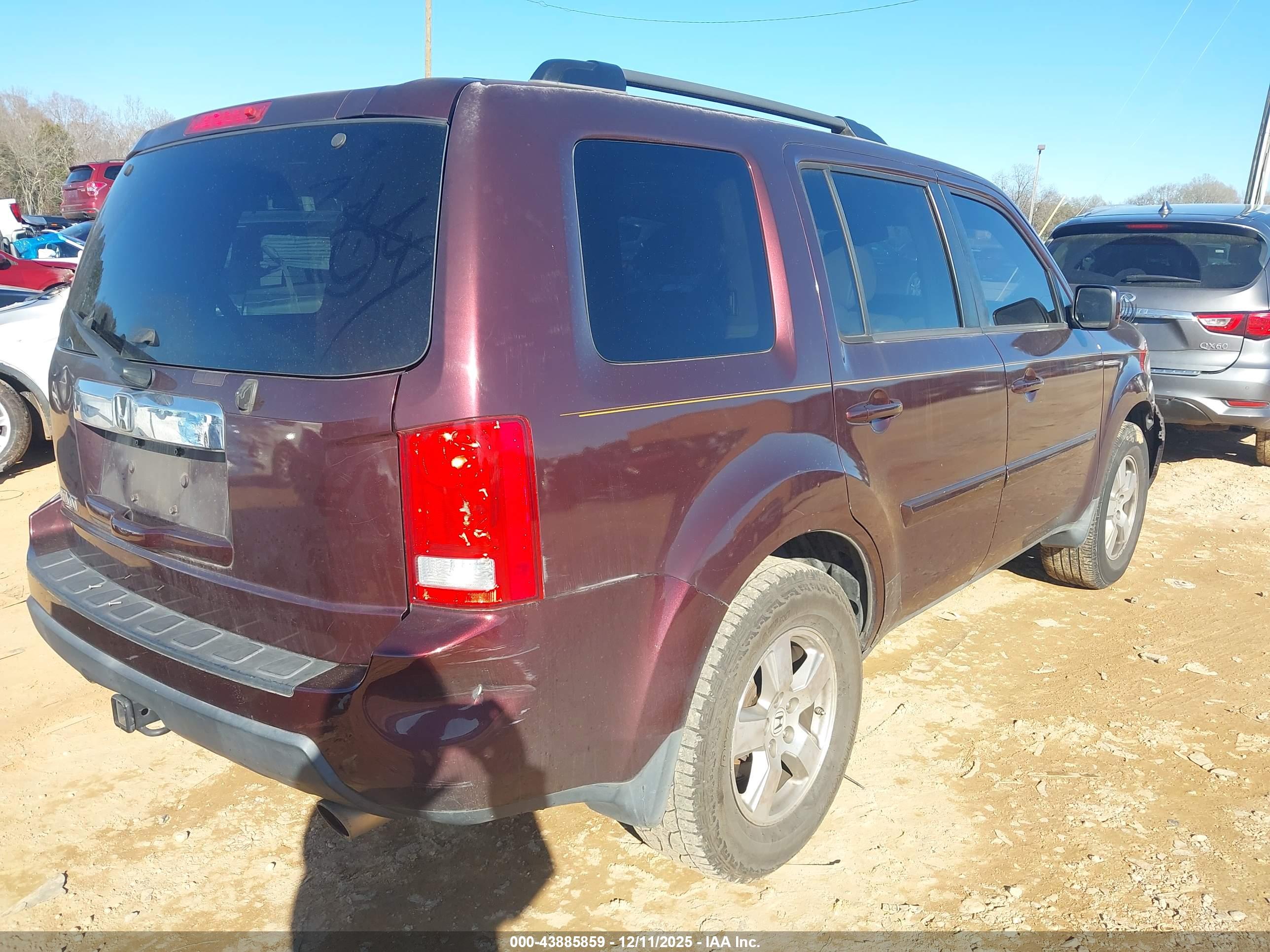 HONDA PILOT image 4
