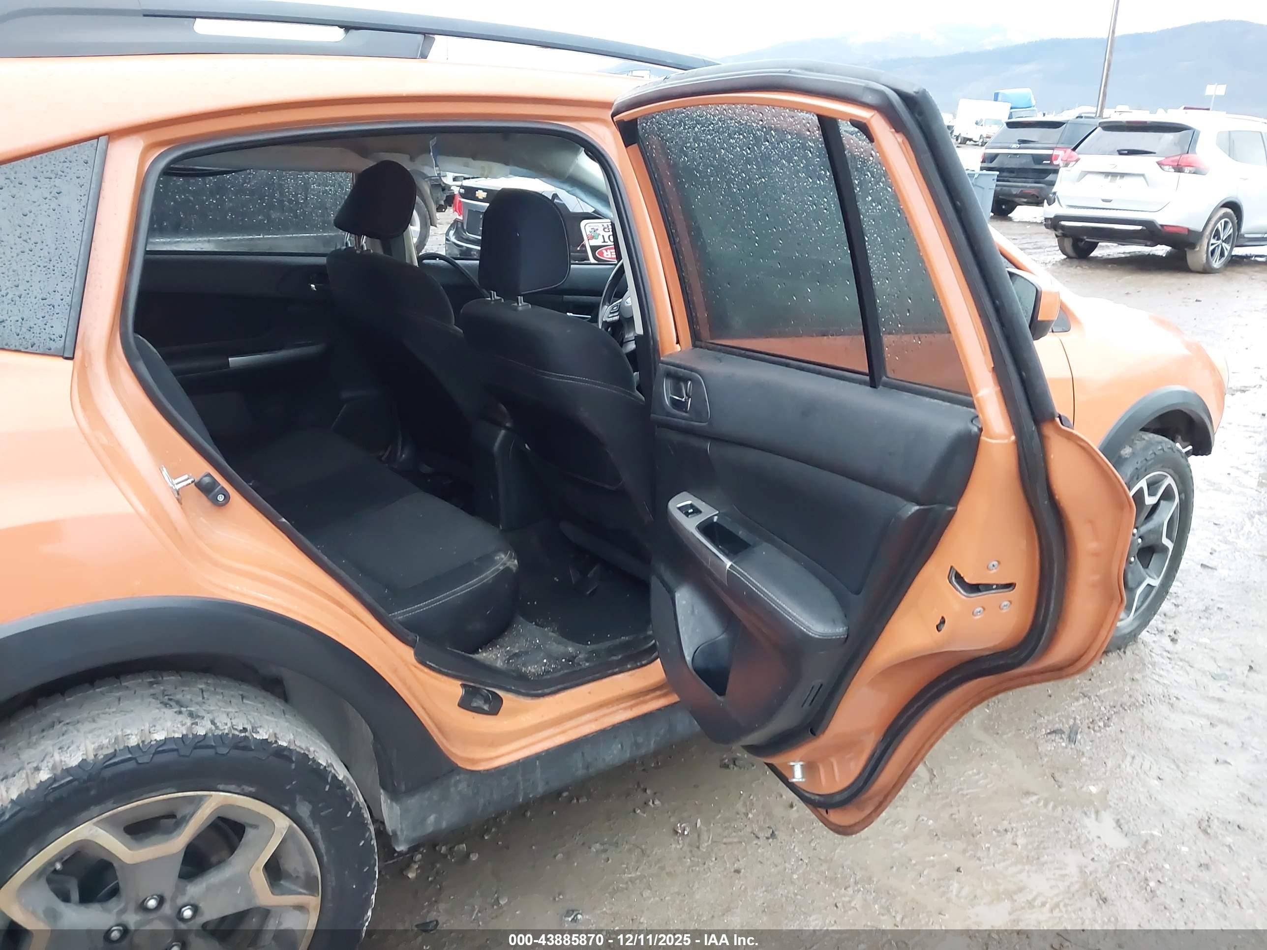 SUBARU XV image 8