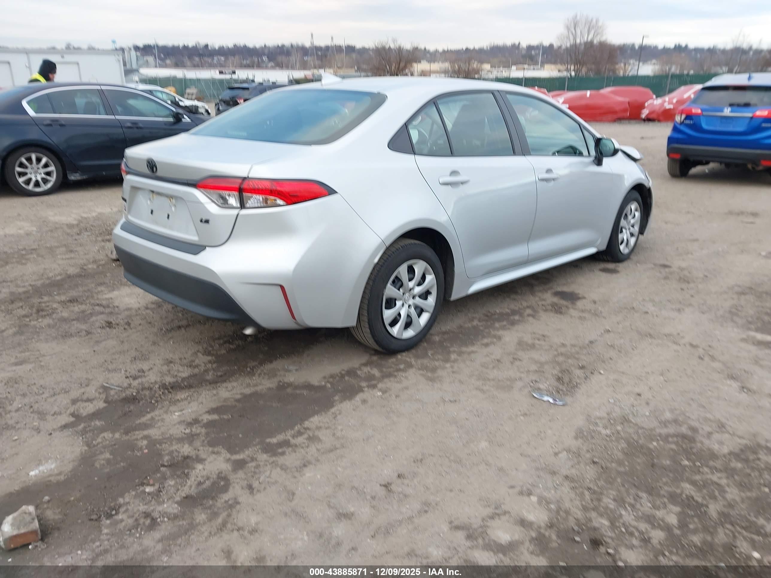 TOYOTA COROLLA image 4