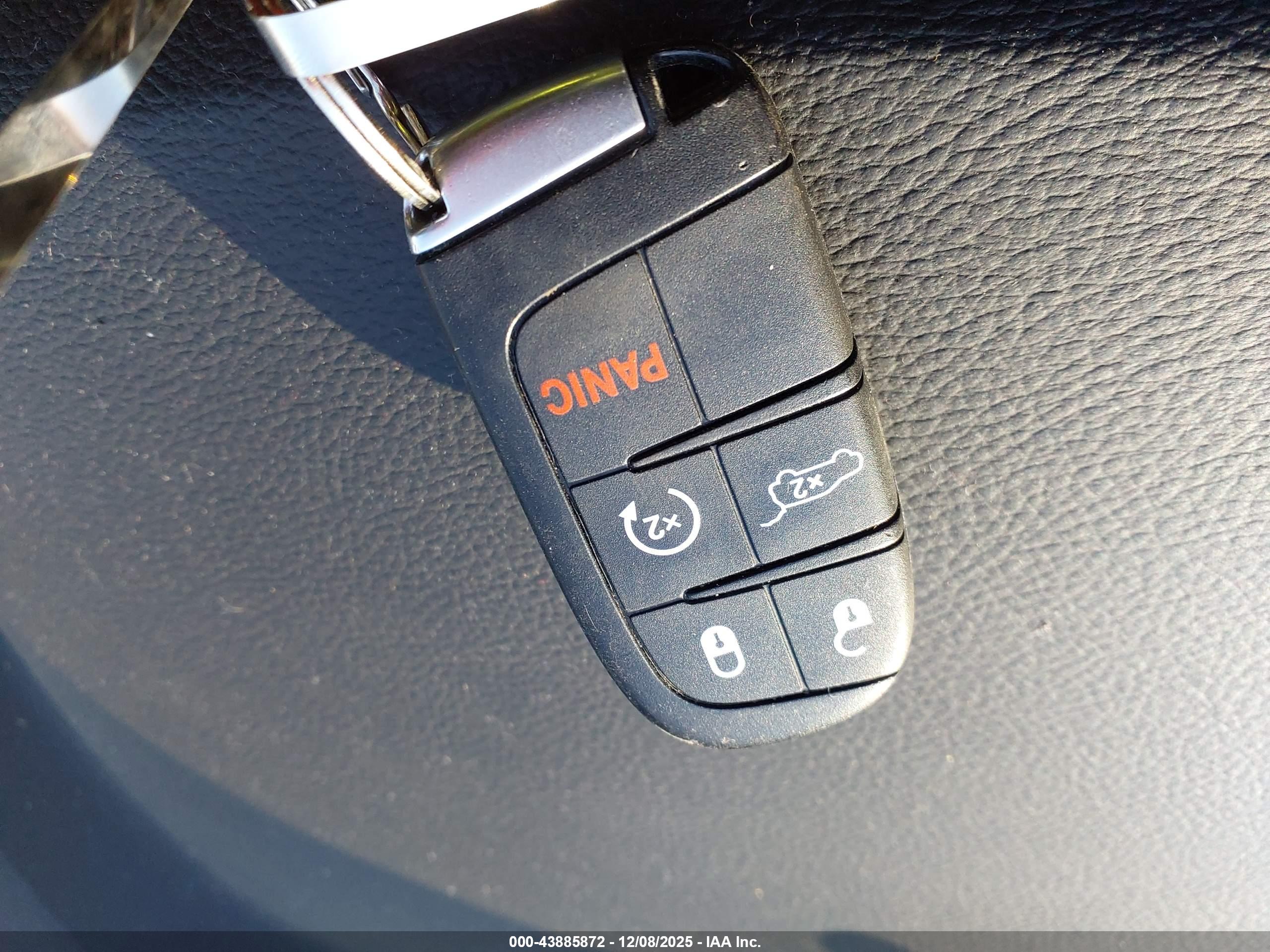 JEEP GRAND image 11