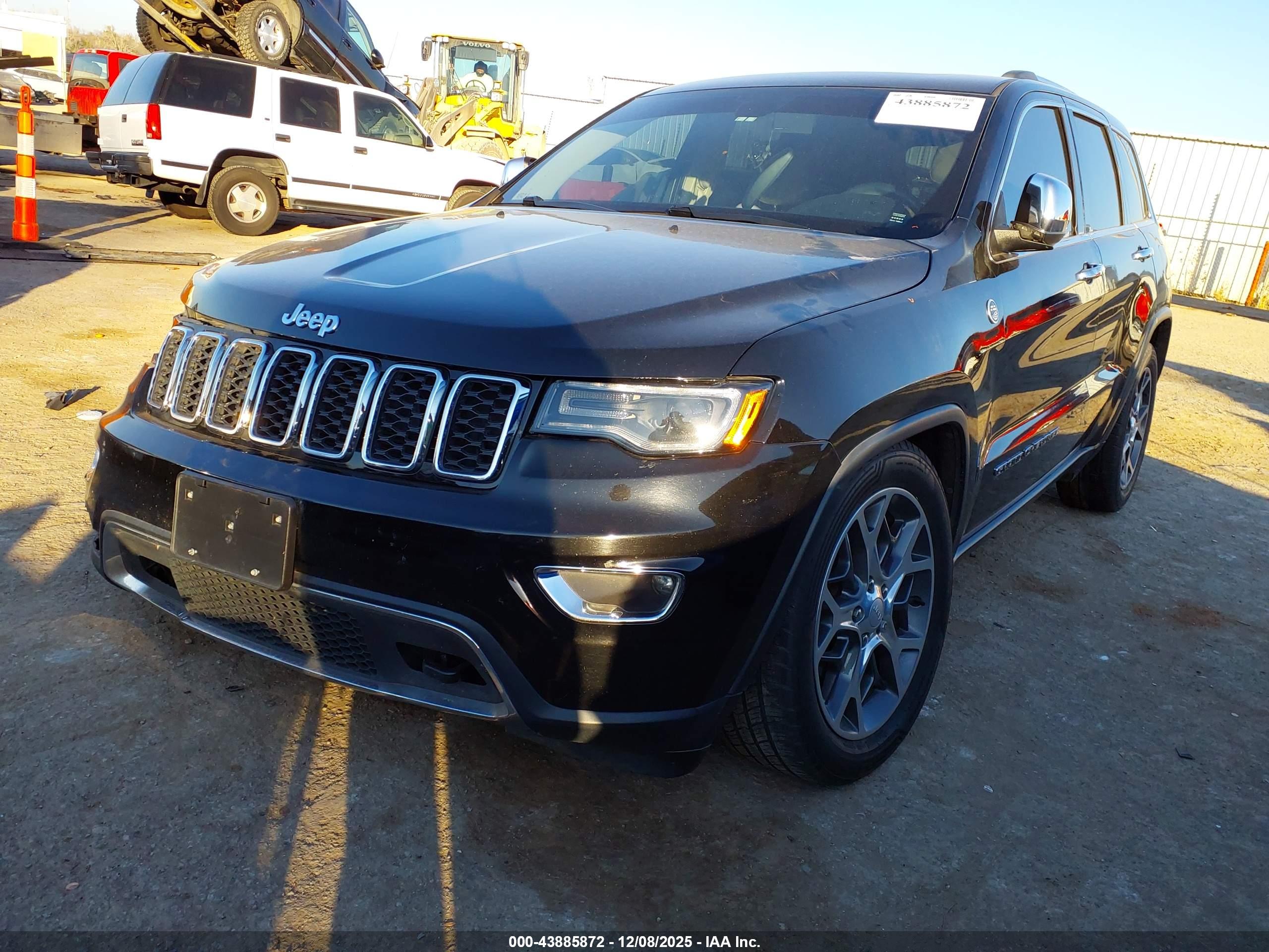 JEEP GRAND image 2