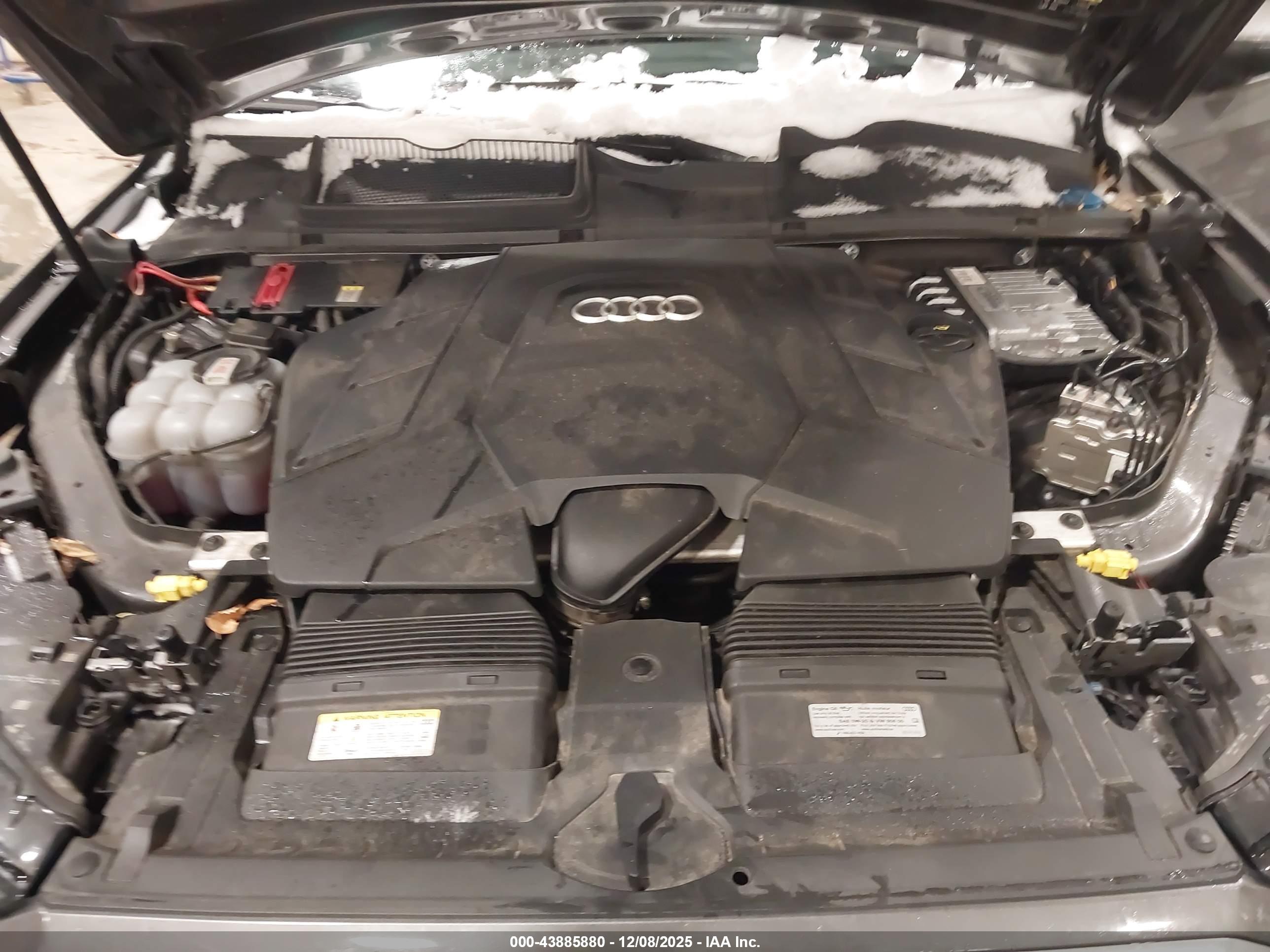 AUDI Q7 image 10