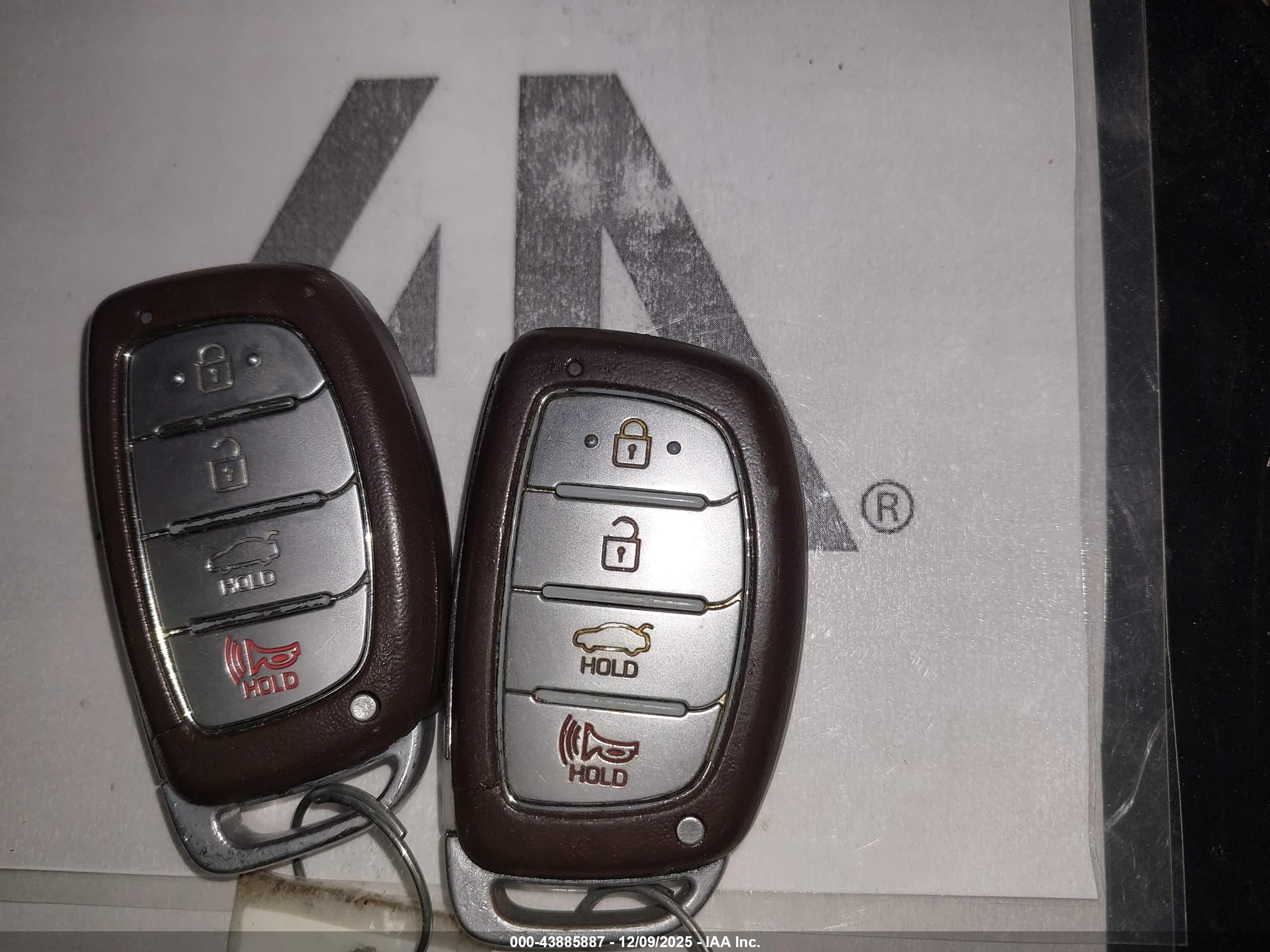 HYUNDAI SONATA image 11
