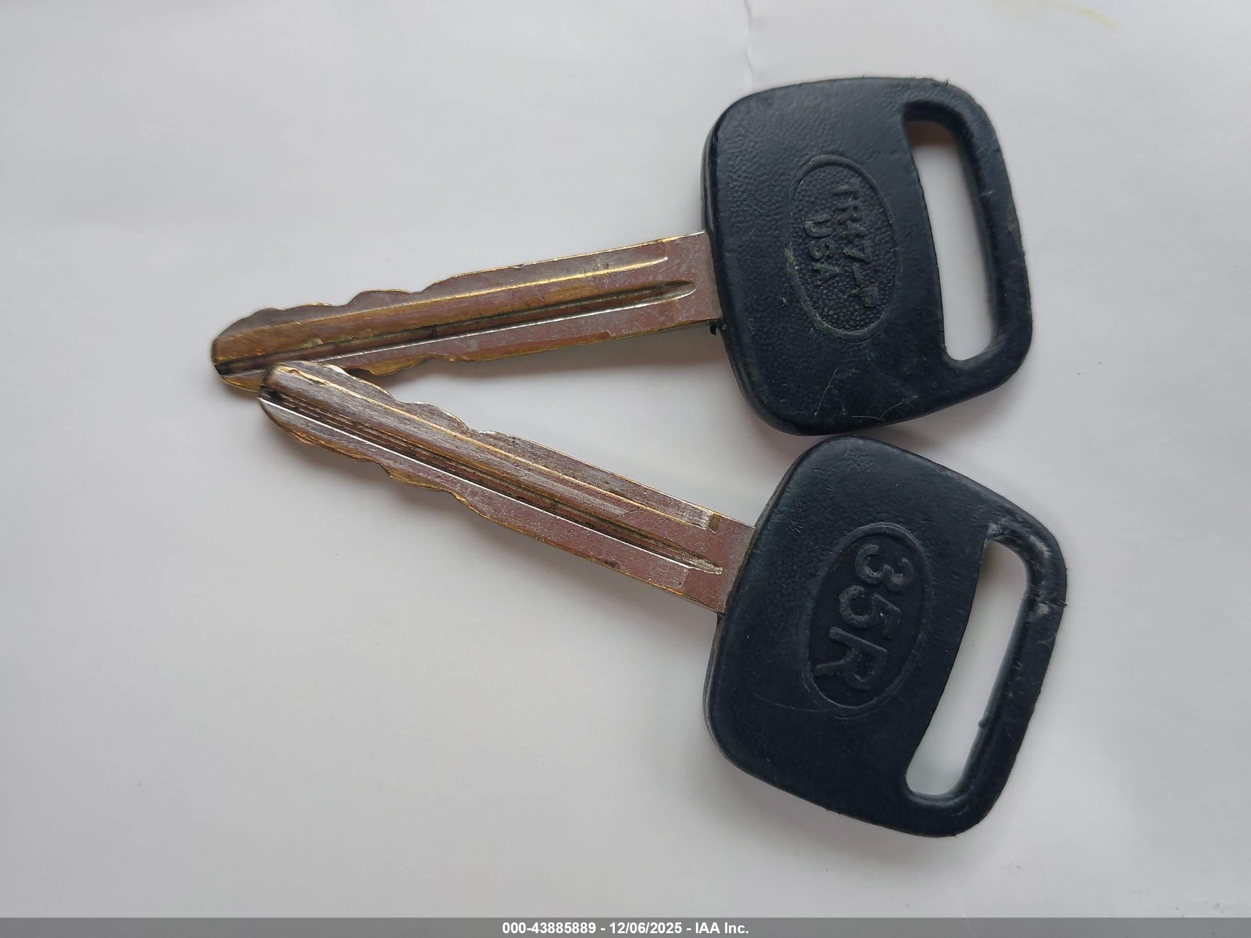 TOYOTA COROLLA image 11