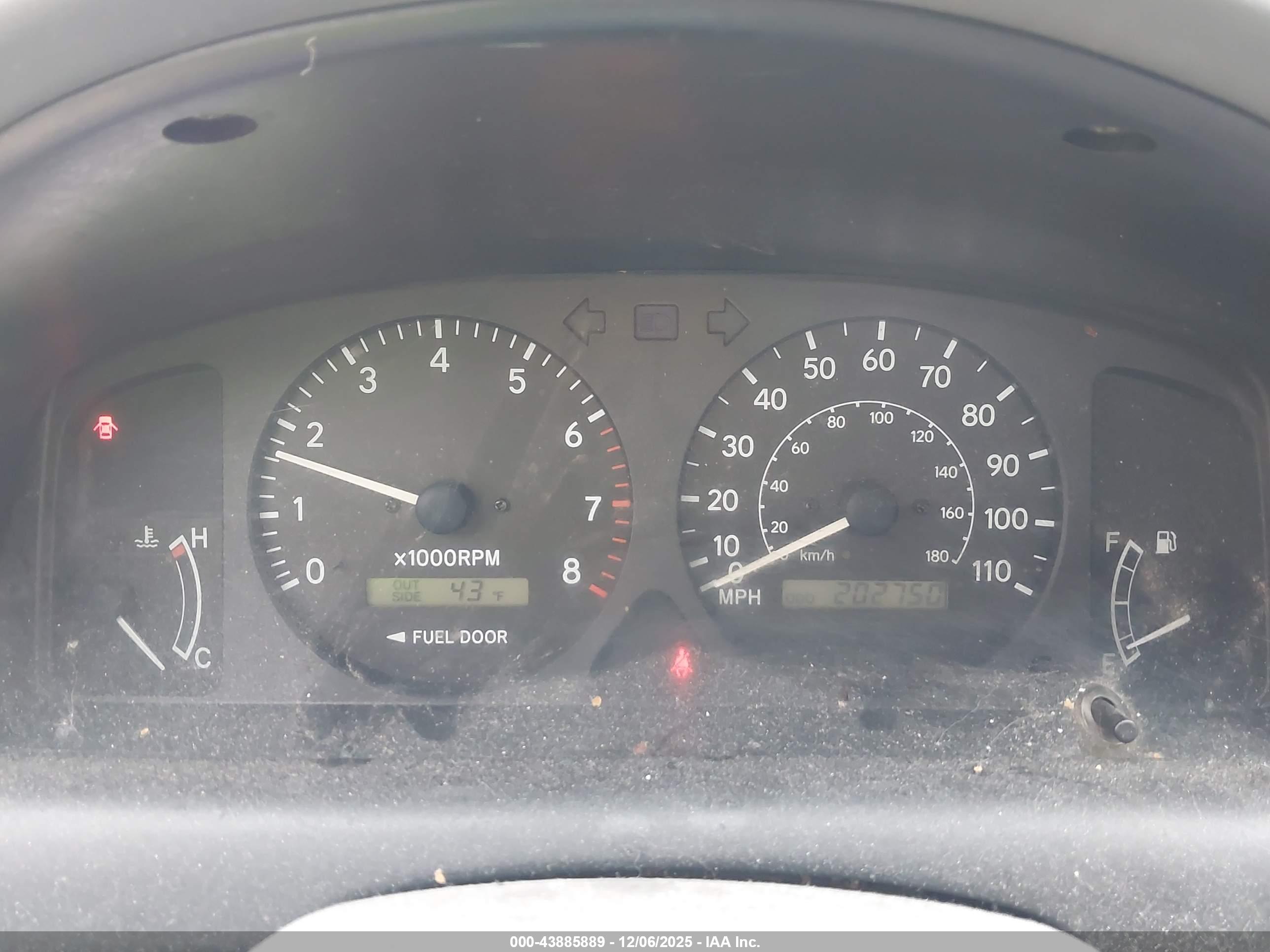 TOYOTA COROLLA image 7